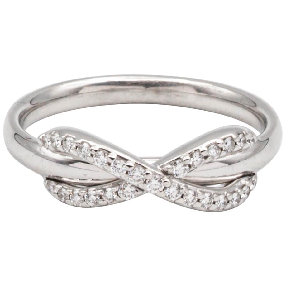Tiffany & Co. Infinity Diamond Ring in 18 Karat Gold