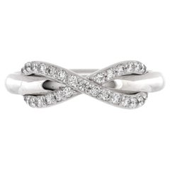 Tiffany & Co. Bague Infinity en or blanc 18 carats et diamants