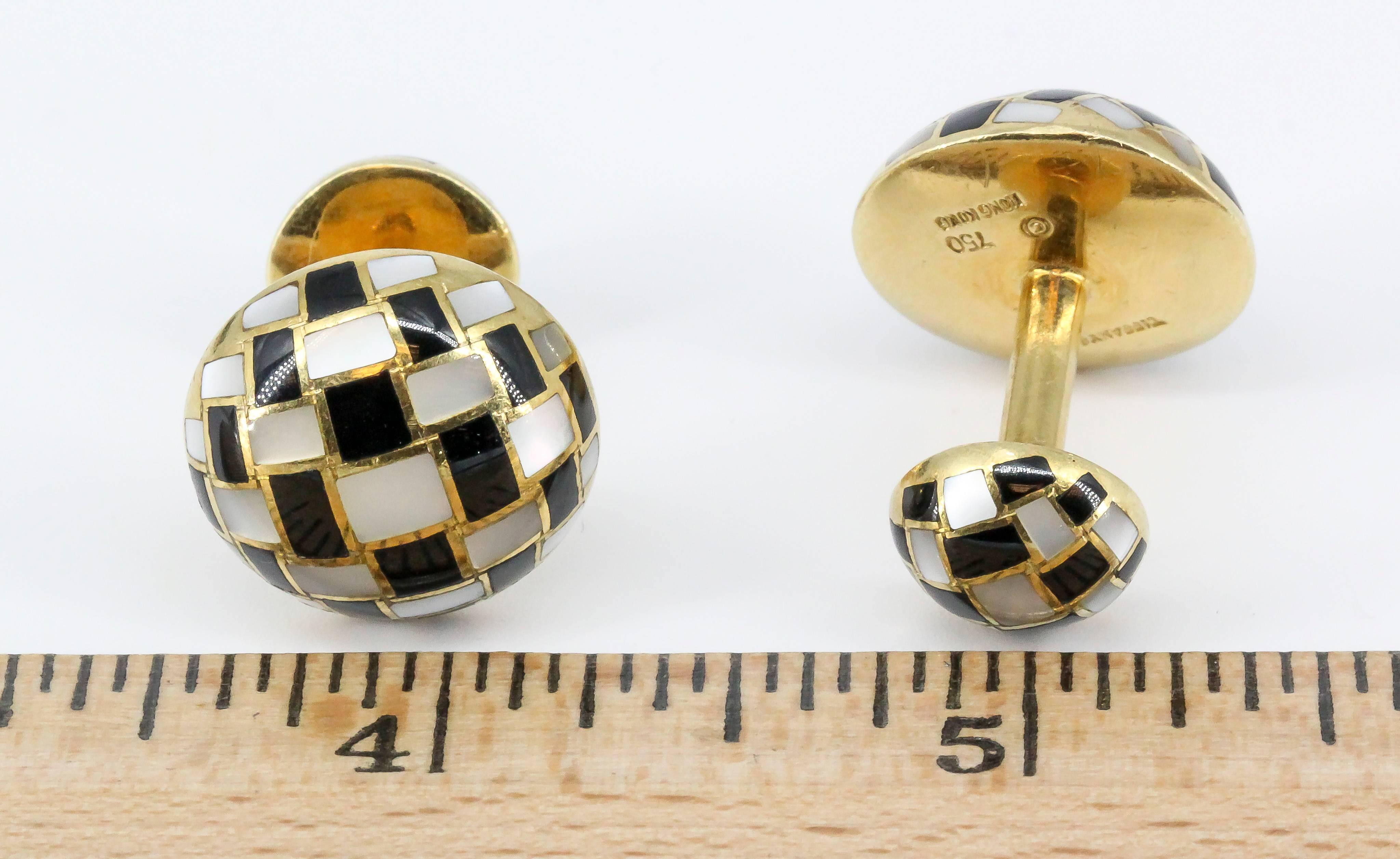 Tiffany & Co. Inlaid Black Jade, Mother-of-Pearl and Gold Cufflinks 3