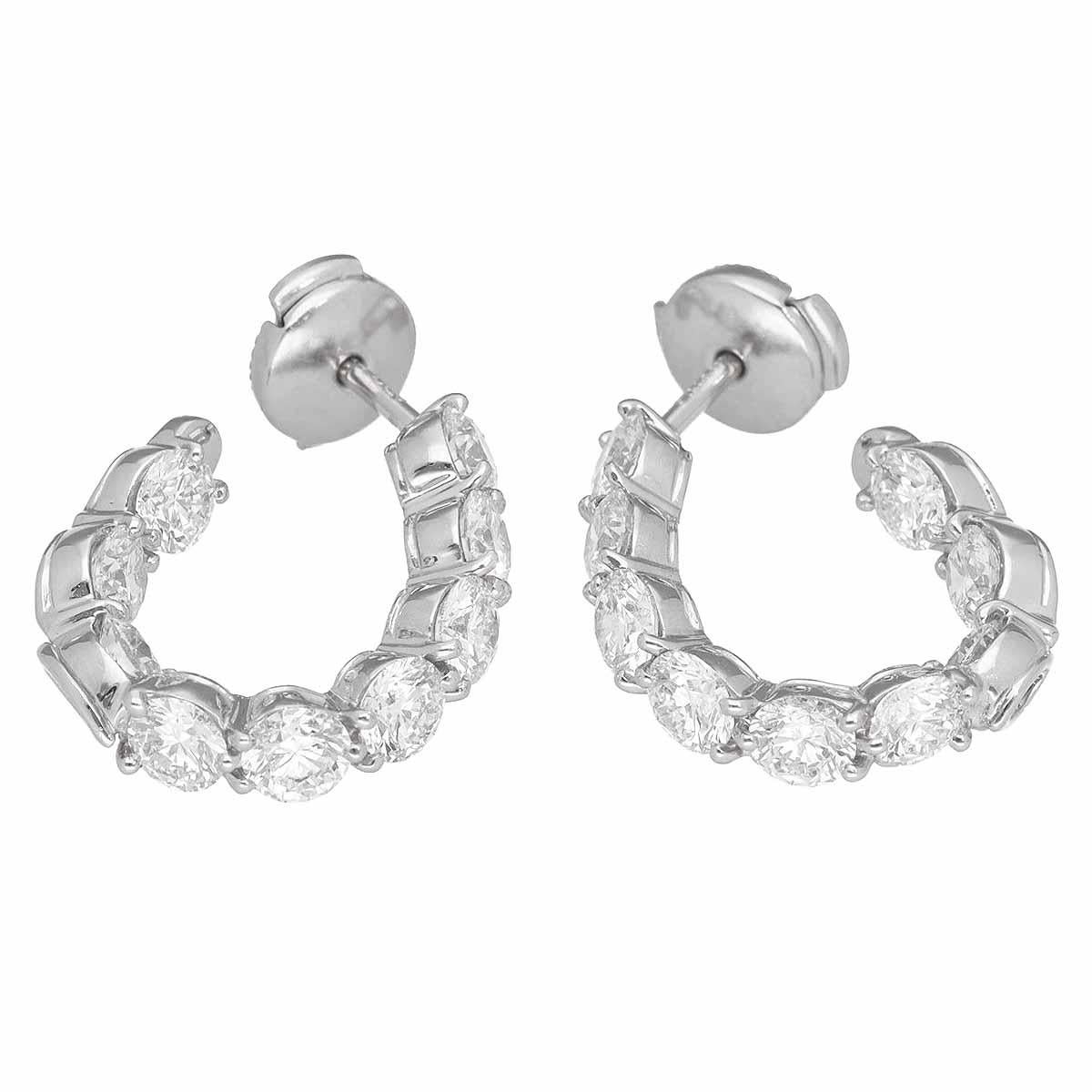 Numero di prodotto: 24080332
Marchio: TIFFANY & Co.
Nome del prodotto: Orecchini con diamanti a cerchio interno ed esterno
Materiale: Diamanti 18P (4,50ct), Platino PT950
Peso: Circa 9,9 g (coppia)
Dimensioni: Circa H20.41mm × W4.00mm /