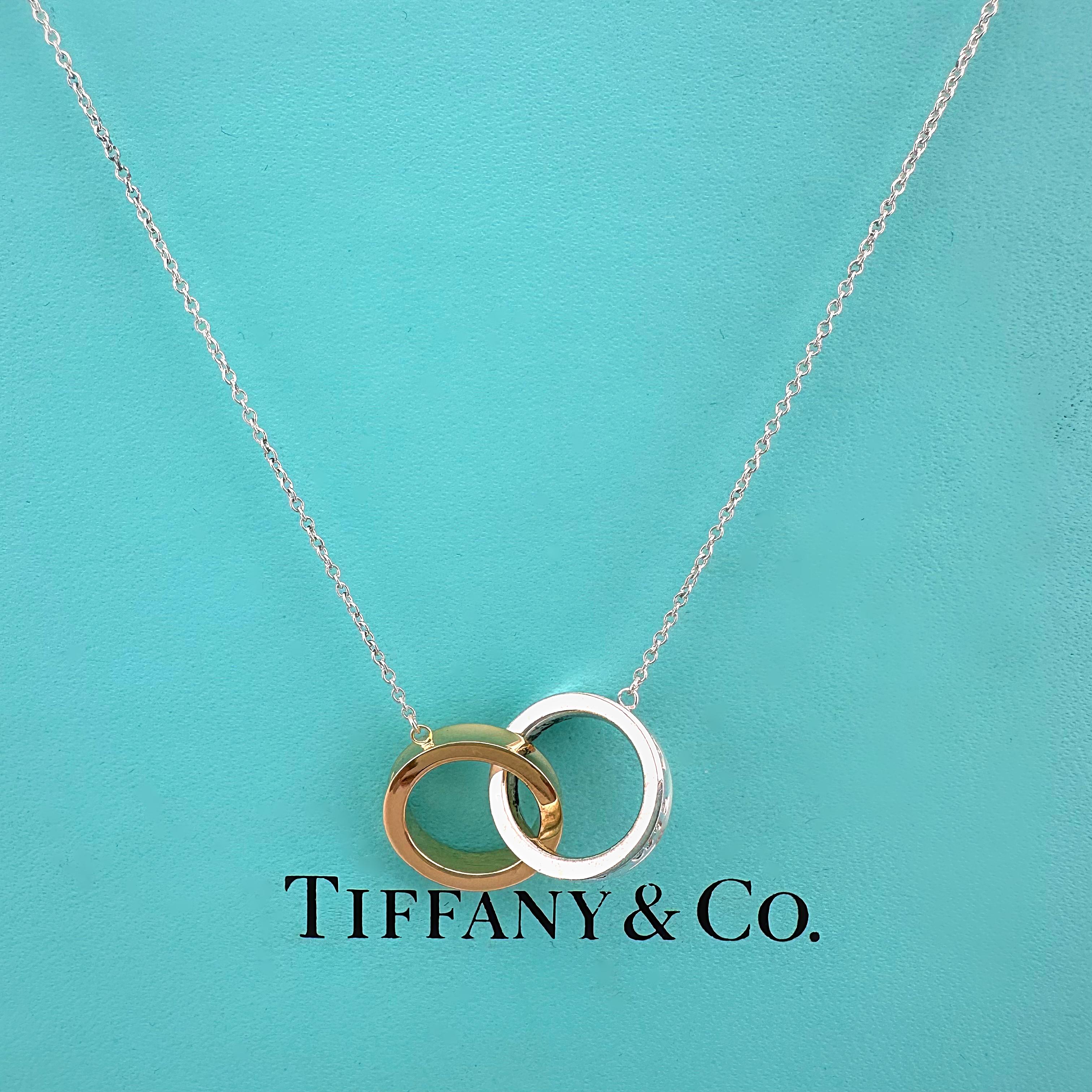 Tiffany & Co Interlocking Circles Pendant in Sterling Silver & 18k Yellow Gold For Sale 2