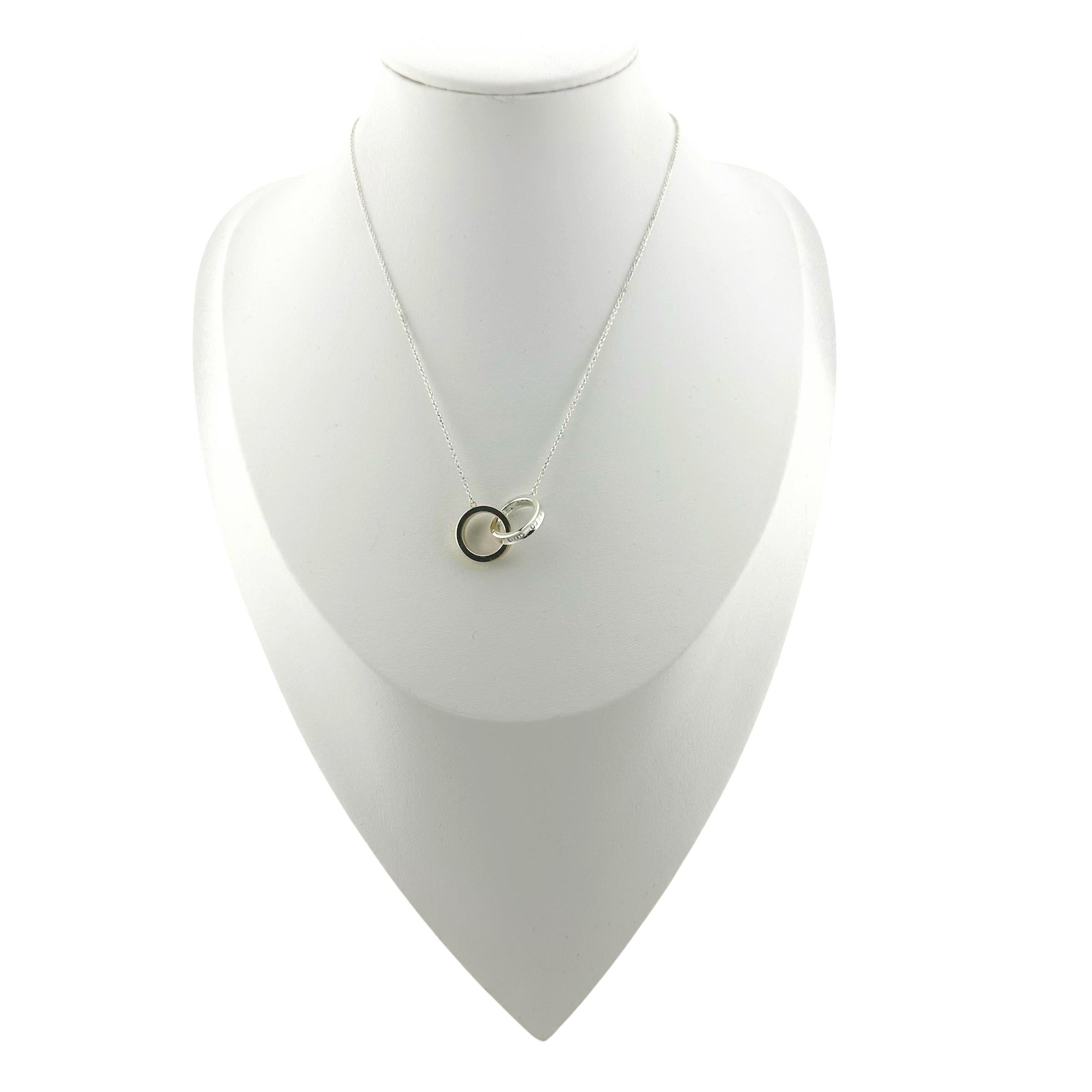 Tiffany & Co Interlocking Circles Pendant in Sterling Silver & 18k Yellow Gold For Sale 5