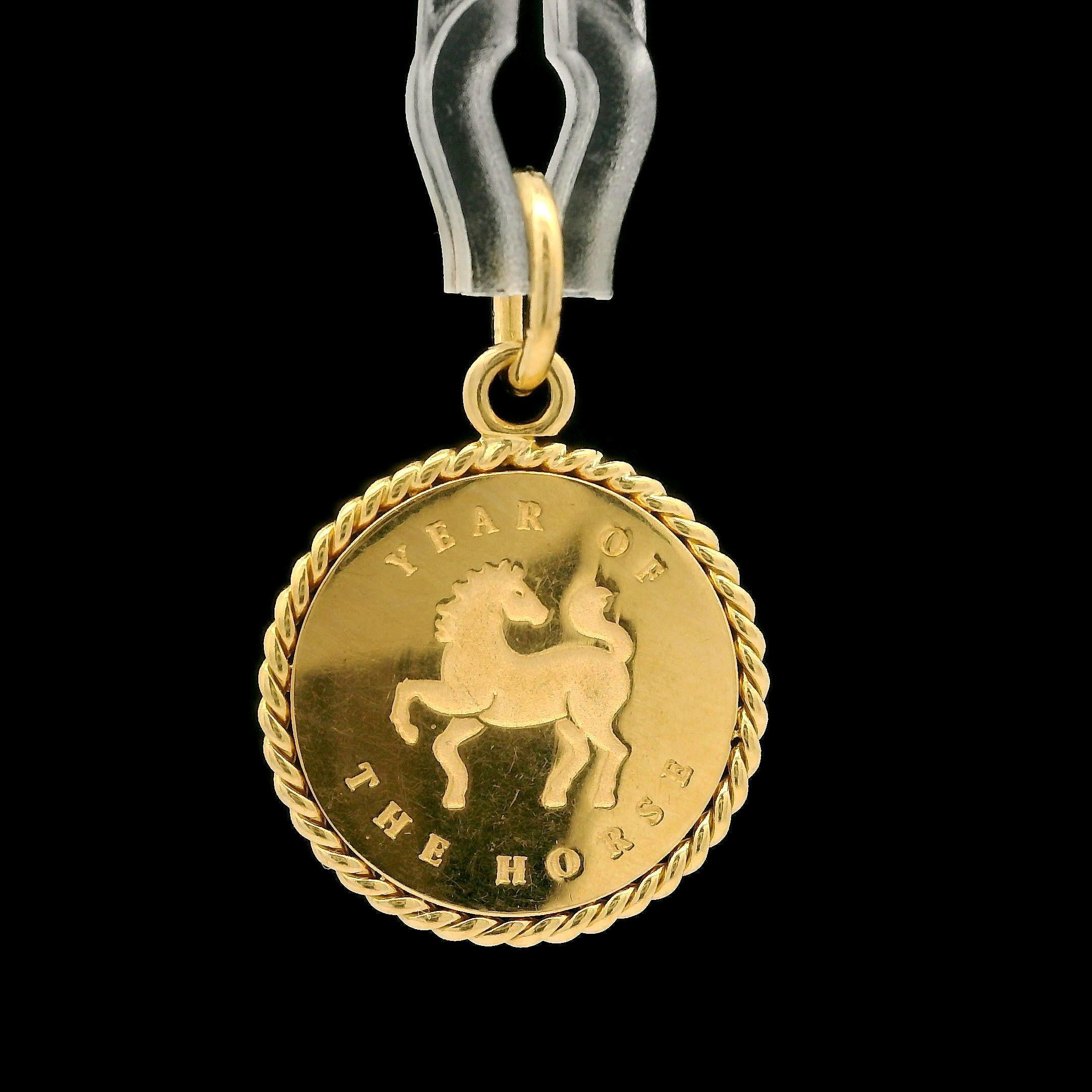 Women's Tiffany & Co. Italian 18k Yellow Gold Year Of The Horse Circle Charm Pendant