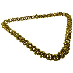 Tiffany
Co. Italy 18 Karat Yellow Gold Link Necklace Vintage Tiffany
Co. Italy 18 Karat Yellow Gold Link Necklace Vintage