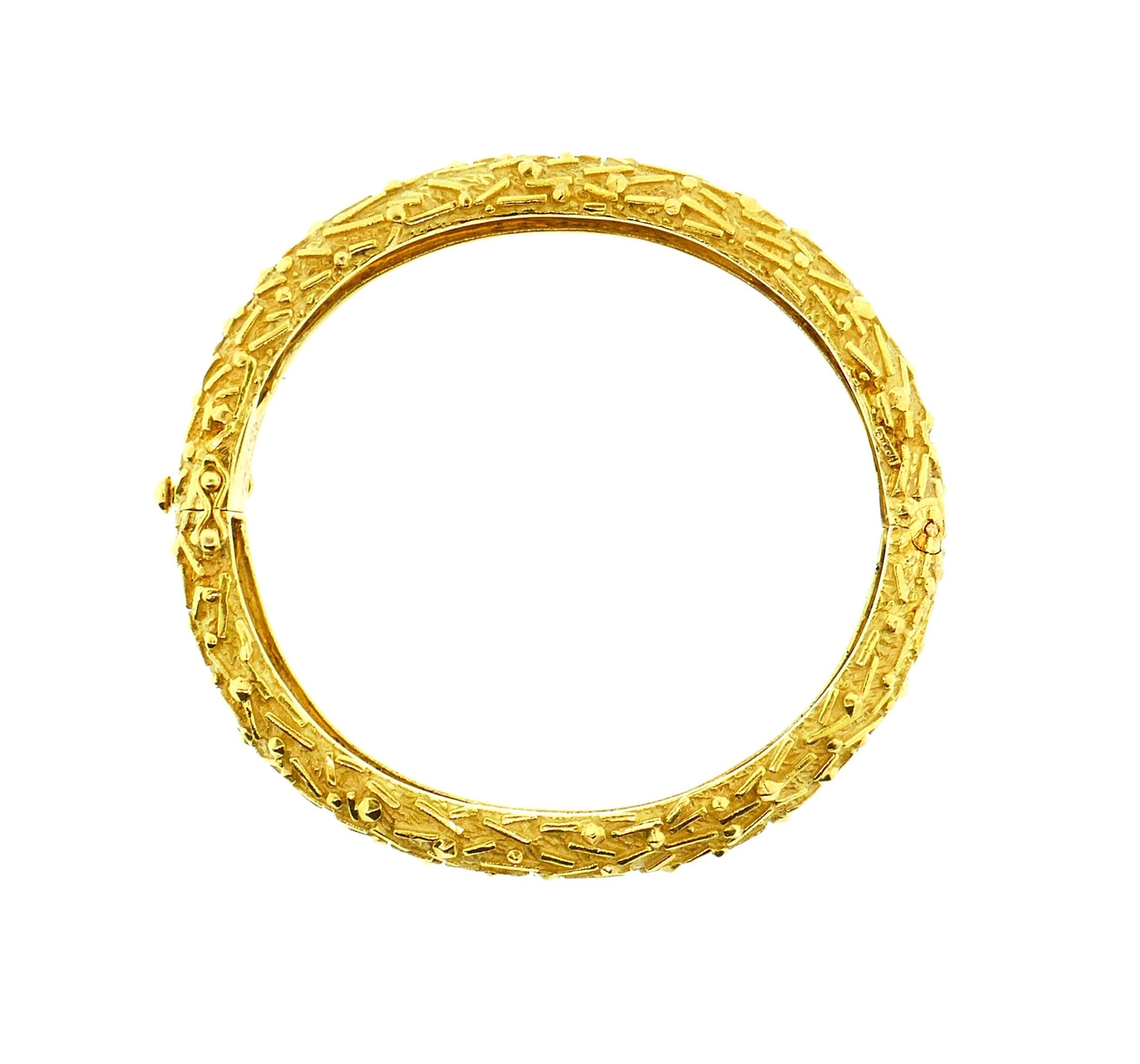 Tiffany & Co. Italy 18 Karat Yellow Gold Modernist Bangle 2