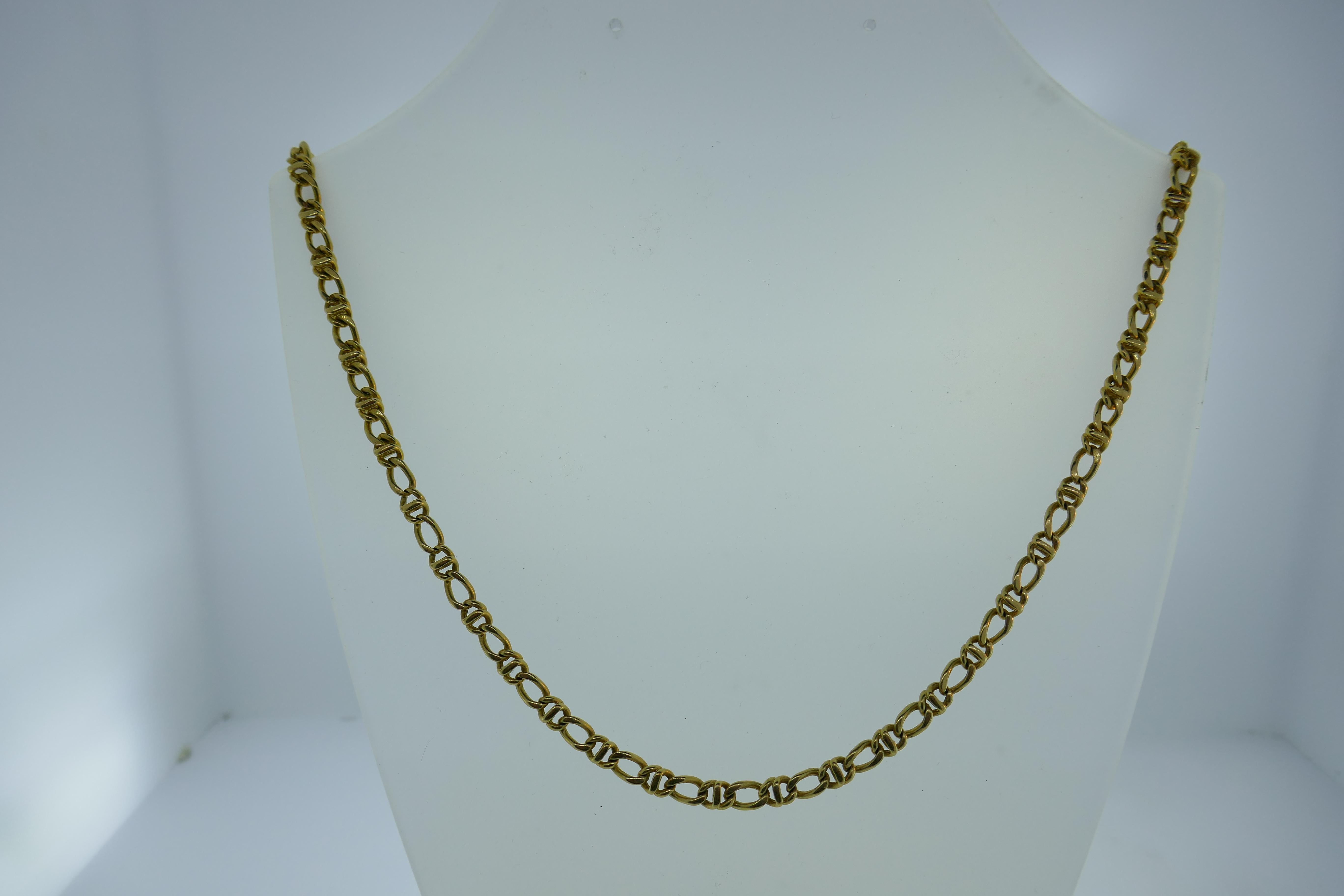 Tiffany & Co. Italy 18k Yellow Gold Chain Link Necklace Vintage Circa 1980s



Here is your chance to purchase a beautiful and highly collectible designer chain necklace. Truly a great piece at a great price! 



Weight: 49.5 grams



Condition: