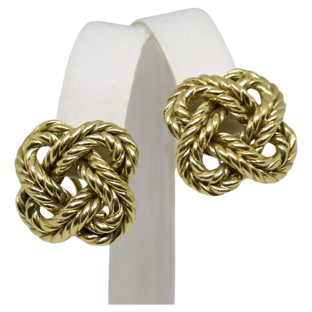TIFFANY & CO. Italy 18k Yellow Gold Knot Motif Clip On Earrings Vintage 1970s For Sale