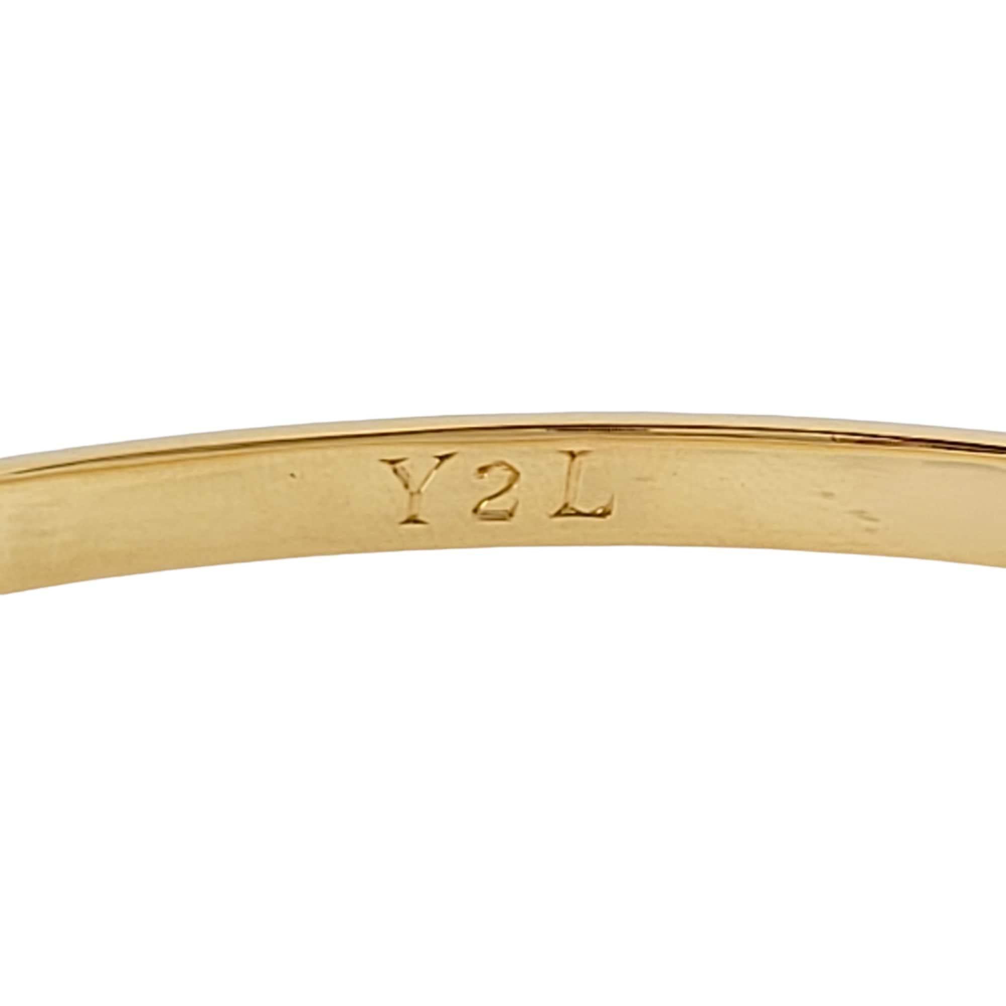 Tiffany & Co. Italy 18K Yellow Gold Oval Bangle Bracelet In Good Condition In Washington Depot, CT