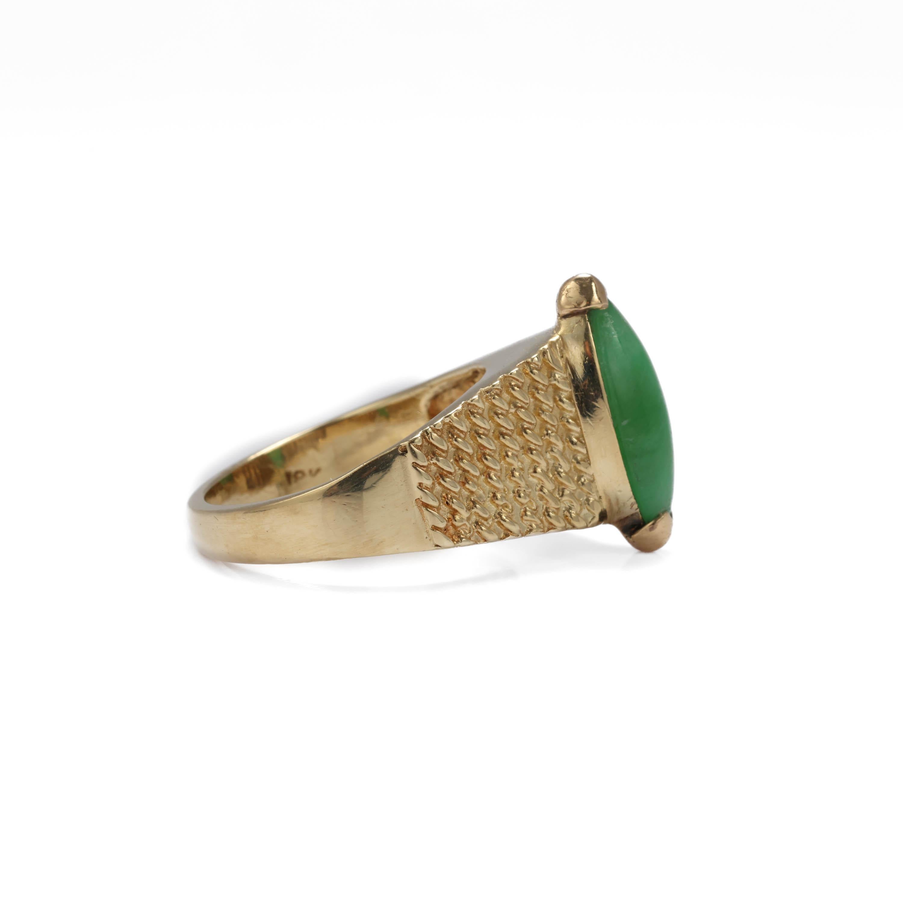 Women's or Men's Tiffany & Co. Jadeite Jade Ring Midcentury Circa 1950-1960 For Sale