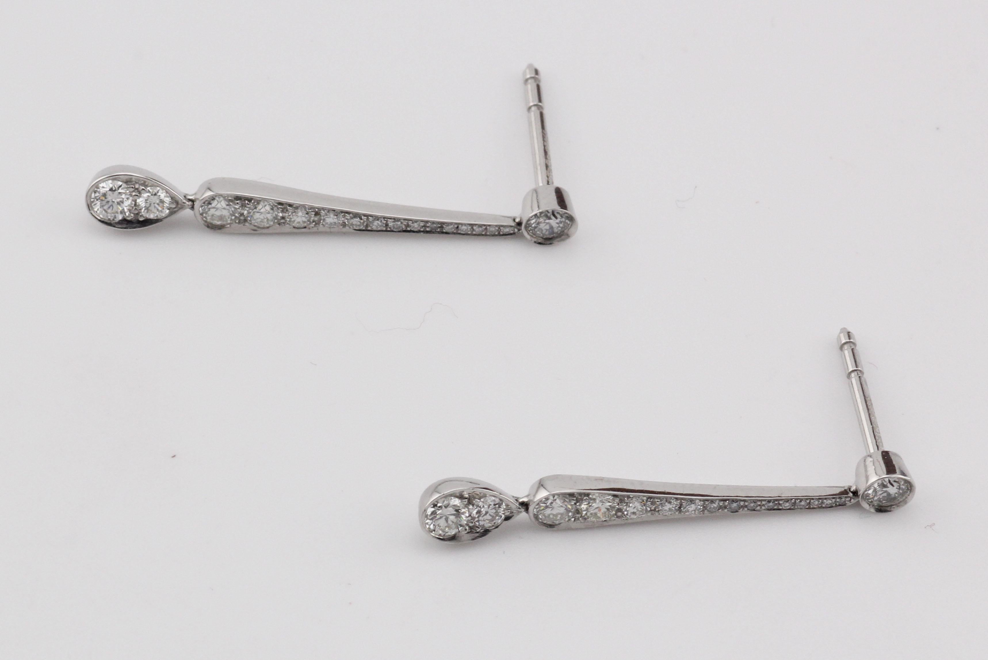 Taglio rotondo Tiffany & Co. Orecchini Jazz Diamond Platinum PT950 in vendita