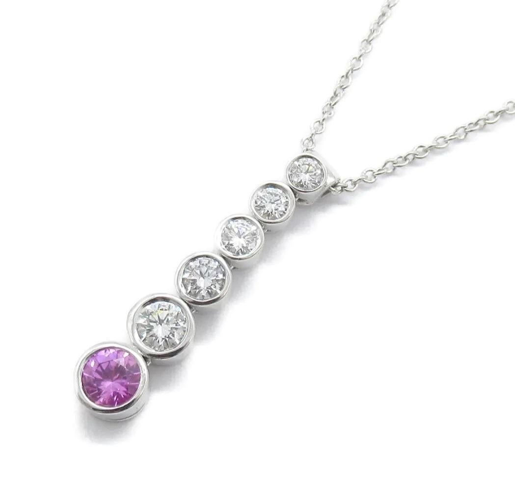 TIFFANY & Co. Collana Jazz in platino con diamante e zaffiro rosa a goccia graduata

Metallo: Platino
Catena: 16