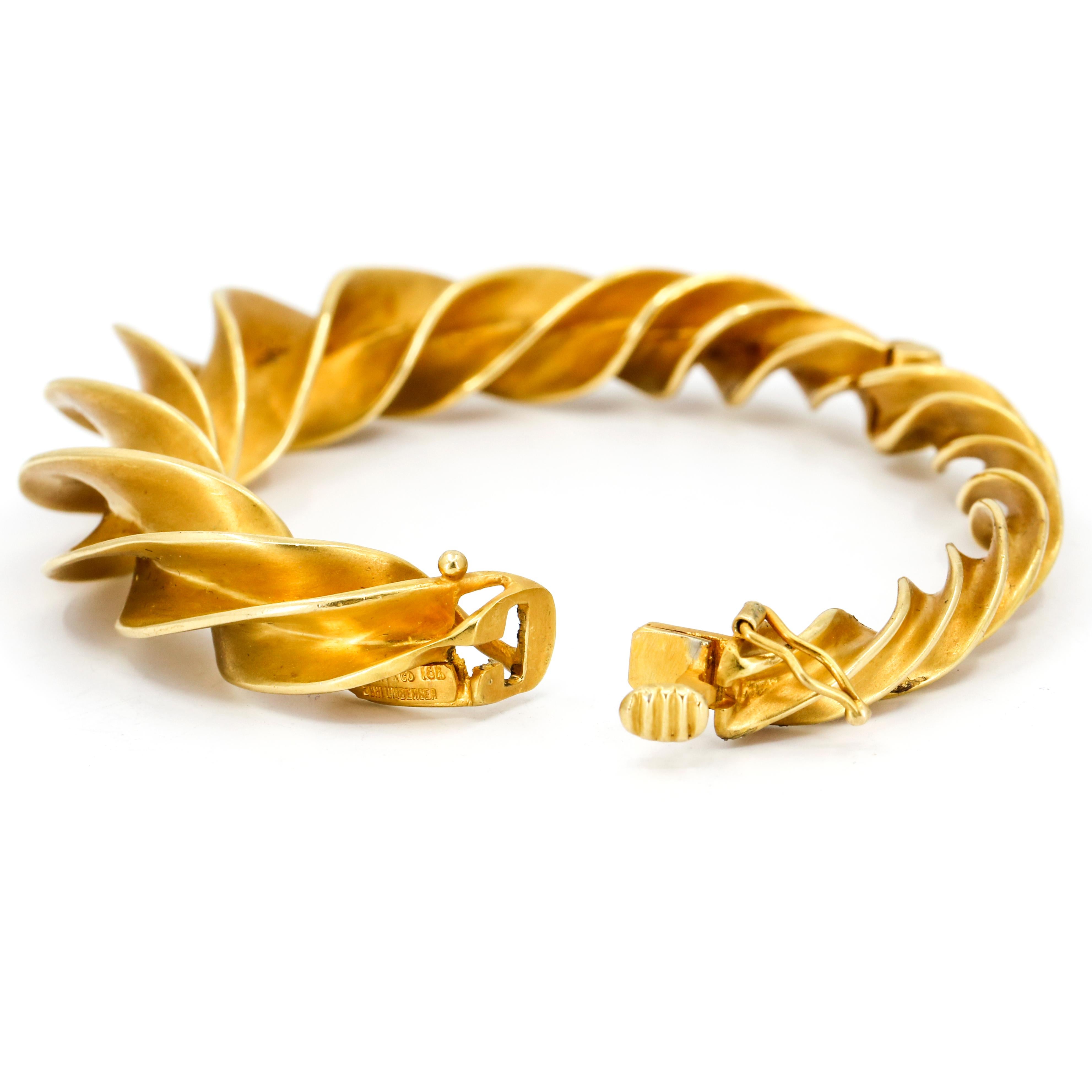 Women's Tiffany & Co. Jean Schlumberger 18 Karat Yellow Gold Crazy Twist Bracelet For Sale
