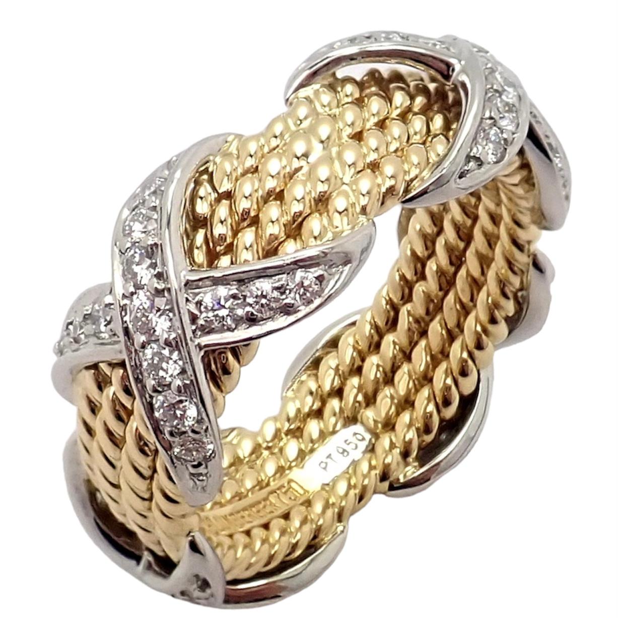 Bague à quatre rangs de diamants en or jaune 18k et platine par Tiffany & Co. Fait partie de la célèbre collection de Tiffany & S par Jean Schlumberger. 

Avec 52 diamants, pureté VS1, couleur G. Poids total des diamants : 1,25 ct.

Détails :