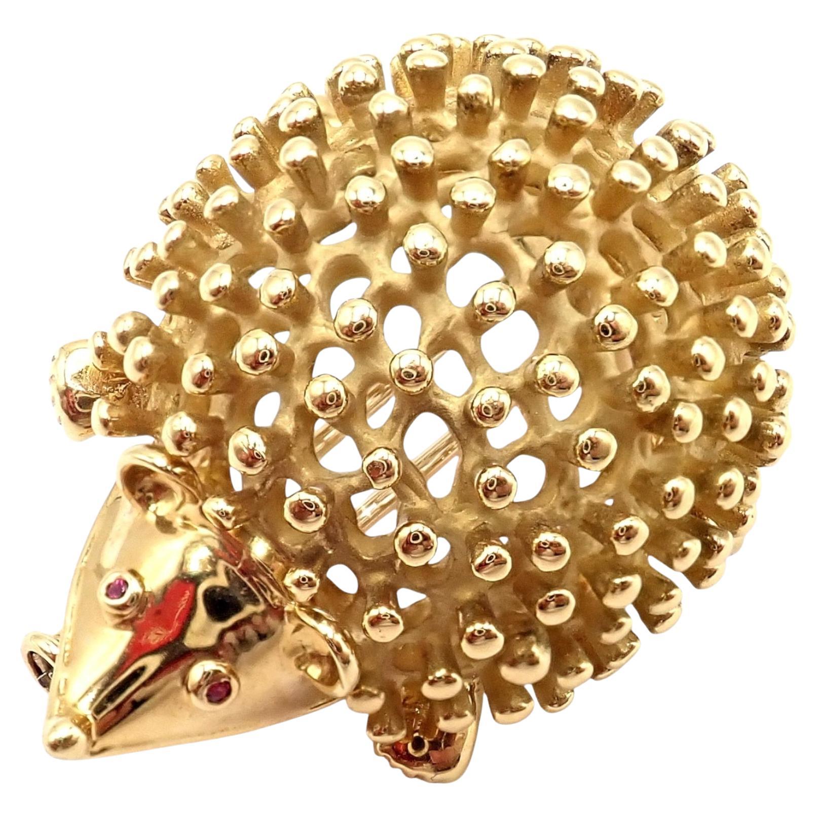 Tiffany & Co Jean Schlumberger Hedgehog Sweet Yellow Gold Brooch Pin