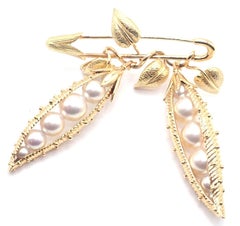Tiffany & Co Jean Schlumberger Peapod Cultured Pearl Yellow Gold Pin Brooch