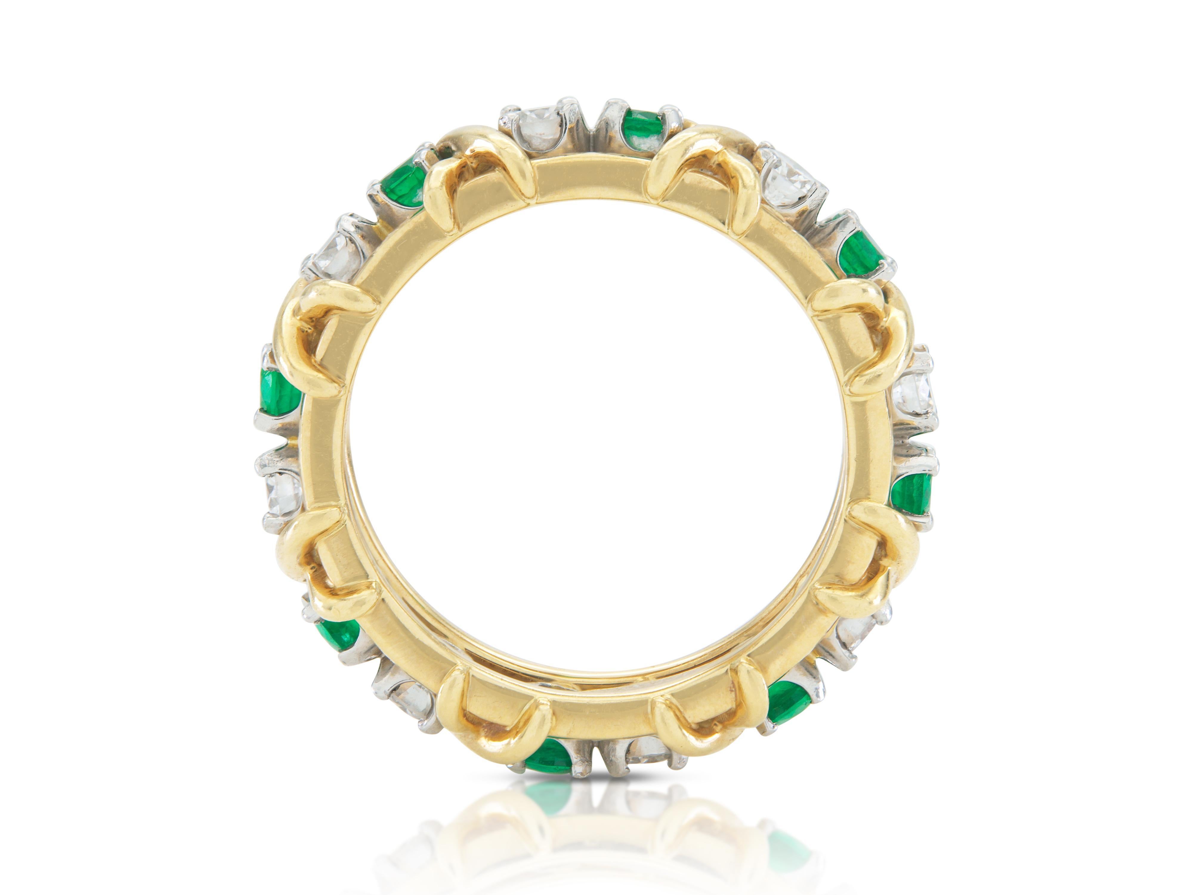 Tiffany & Co. Jean Schlumberger Anillo de dieciséis piedras con esmeraldas en Bueno estado para la venta en New York, NY