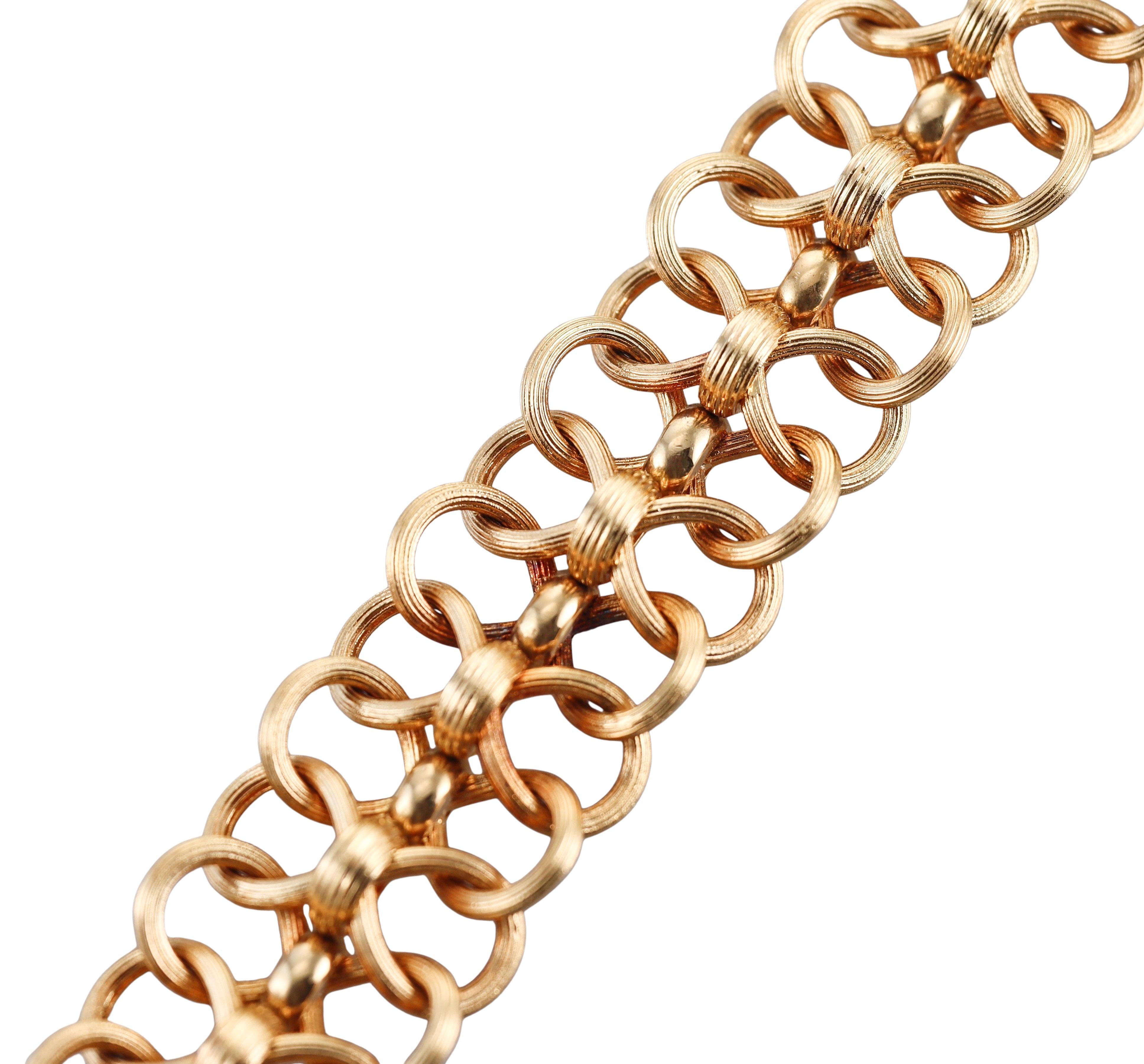 An 18k yellow gold vintage bow bracelet , designed by Jean Schlumberger for Tiffany & Co.
Bracelet is 7.5