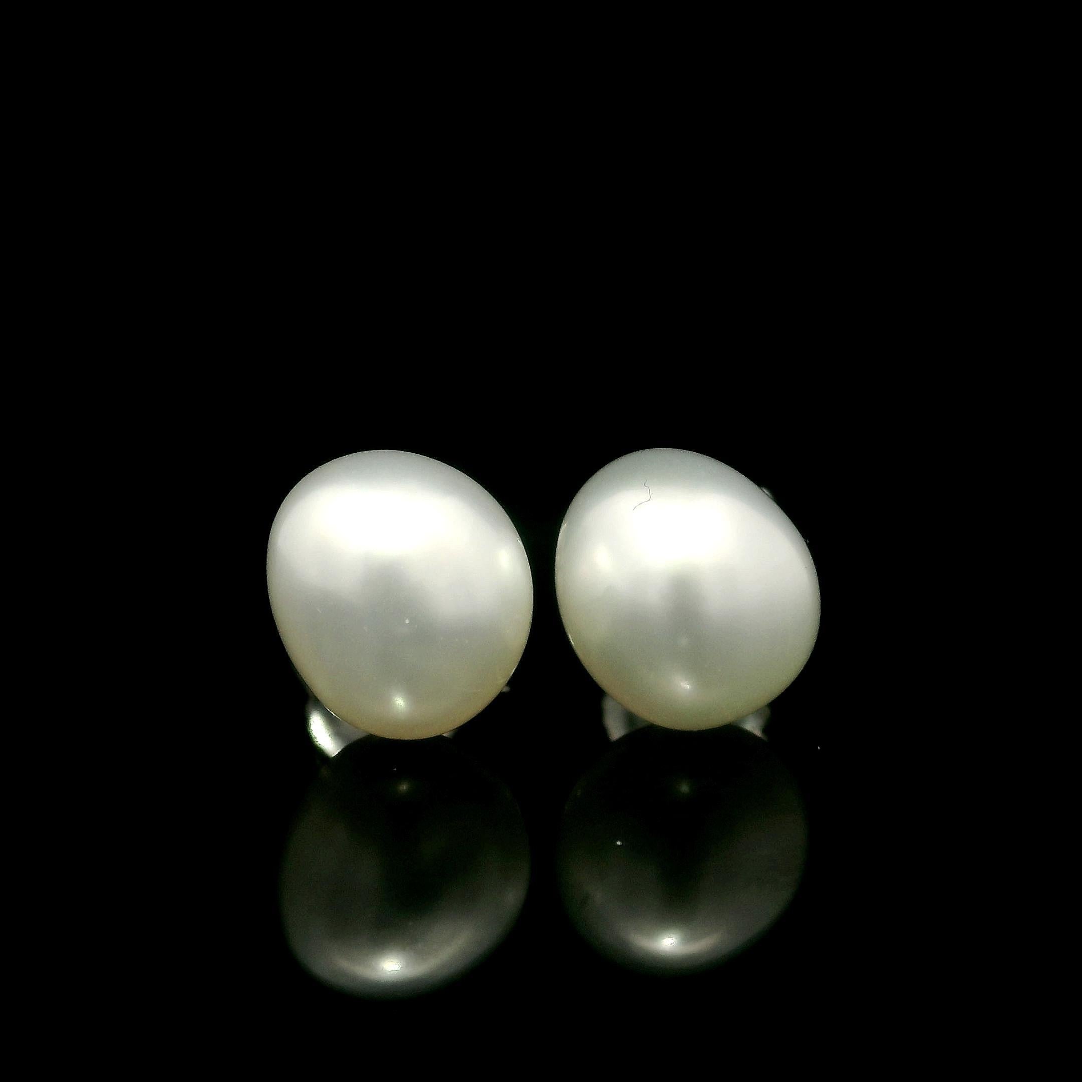 Tiffany & Co. Keshi Pendientes Barrocos de Oro de 18k con Perlas y Cierre de Mariposa Cuenta en venta
