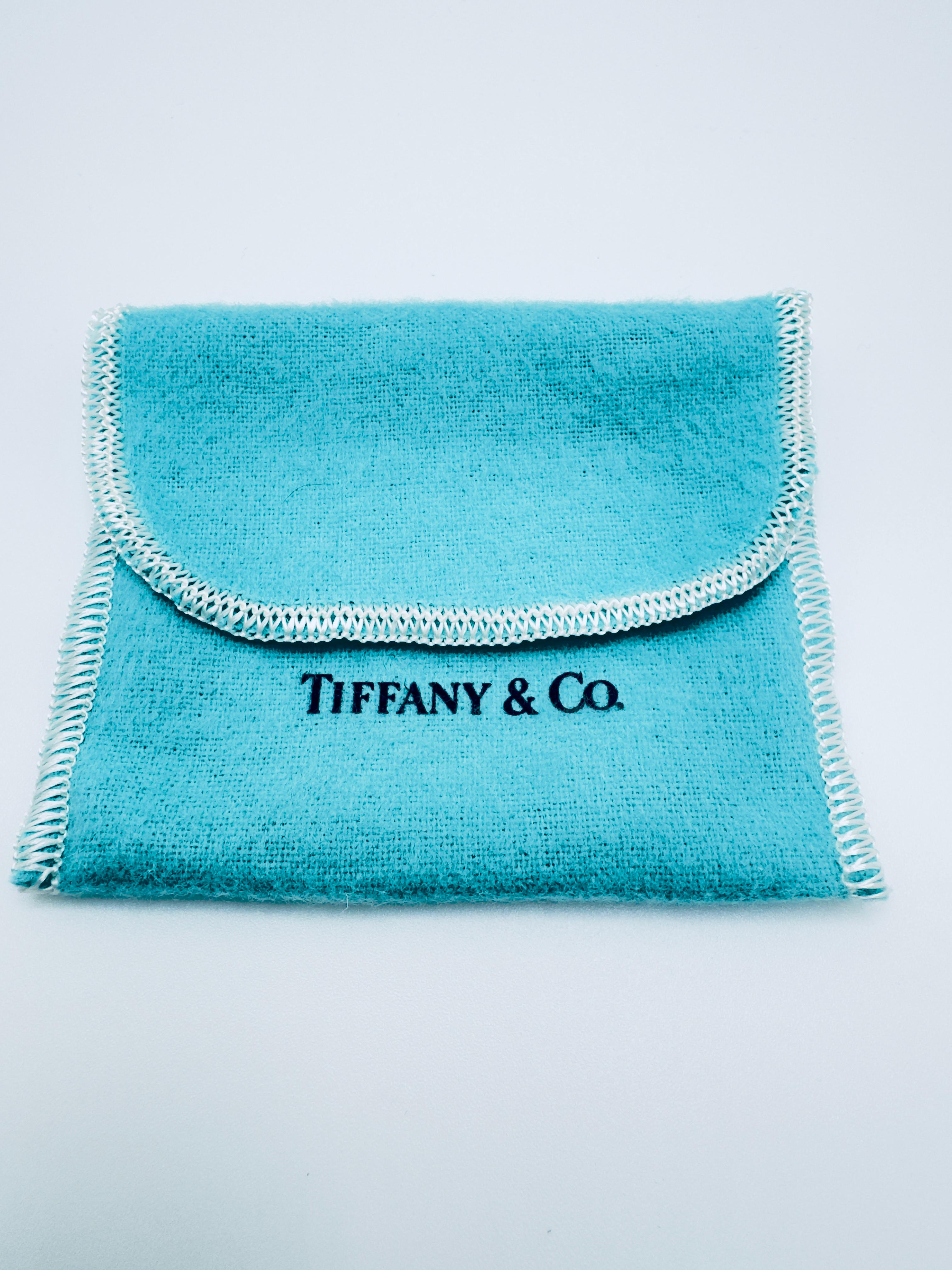 Tiffany & Co. Key Ring Heart Key Holder SV 925 In Good Condition For Sale In Palm Desert, CA