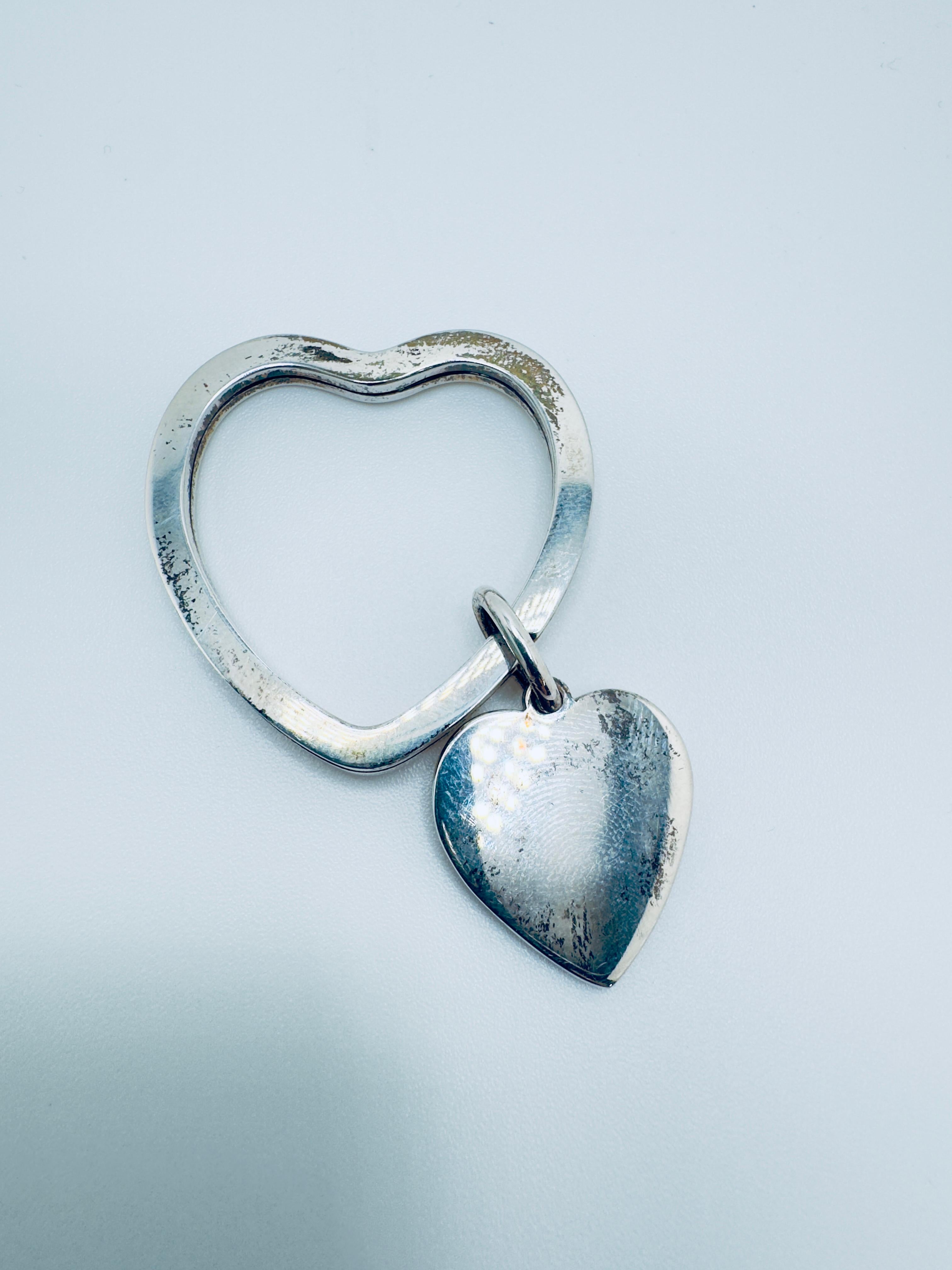 Women's or Men's Tiffany & Co. Key Ring Heart Key Holder SV 925 For Sale