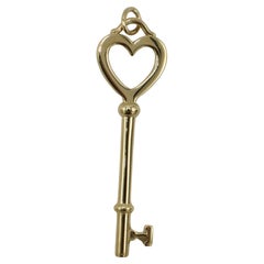 Tiffany & Co. Keys 18 Karat Yellow Gold Heart Key Charm Pendant Large 2.25 Inch