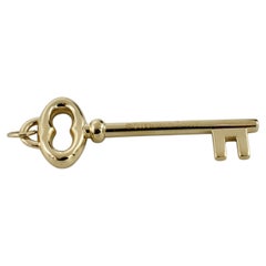 Tiffany & Co. Keys 18 Karat Yellow Gold Key Pendant Charm 2 Inch
