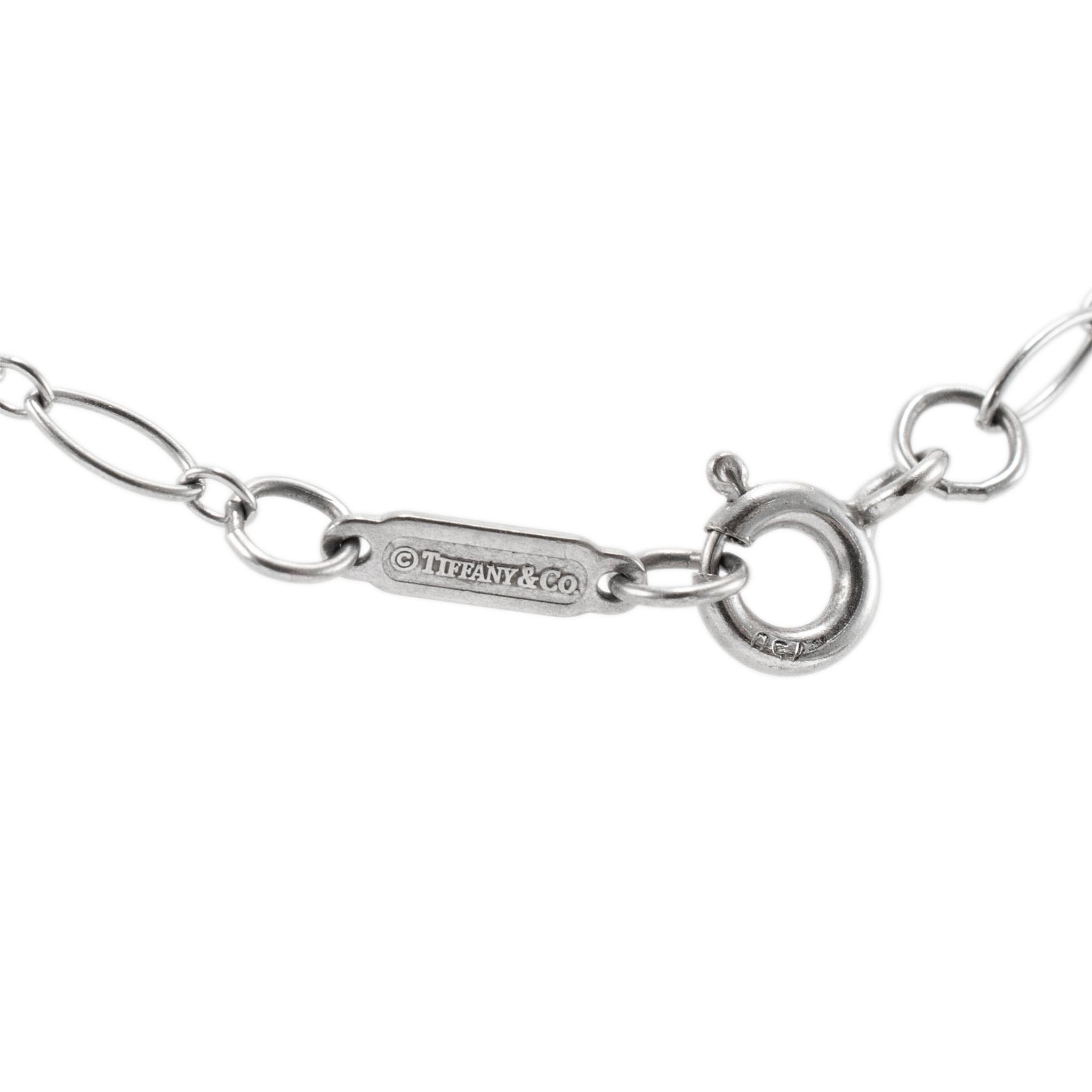 Donna Tiffany & Co. Collana con ciondolo a forma di trifoglio Keys in oro bianco 18K con diamanti in vendita