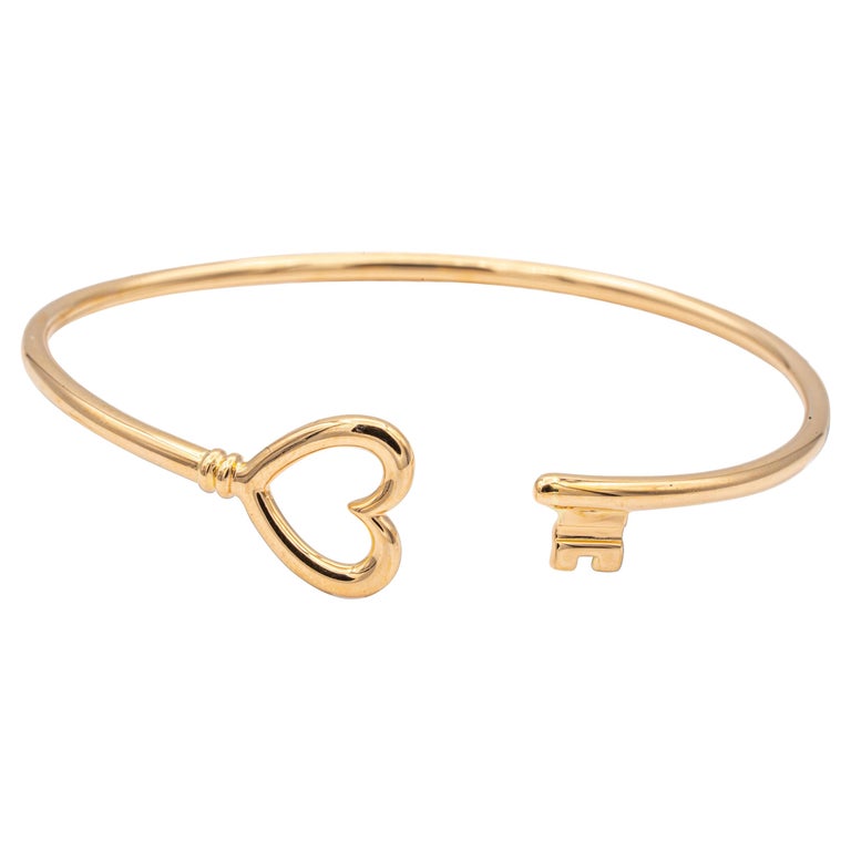 Tiffany and Co. Keys Wire Heart Bangle Bracelet in 18k Rose Gold Large  Model at 1stDibs | tiffany key bracelet, tiffany key wire bracelet, tiffany  keys wire bracelet