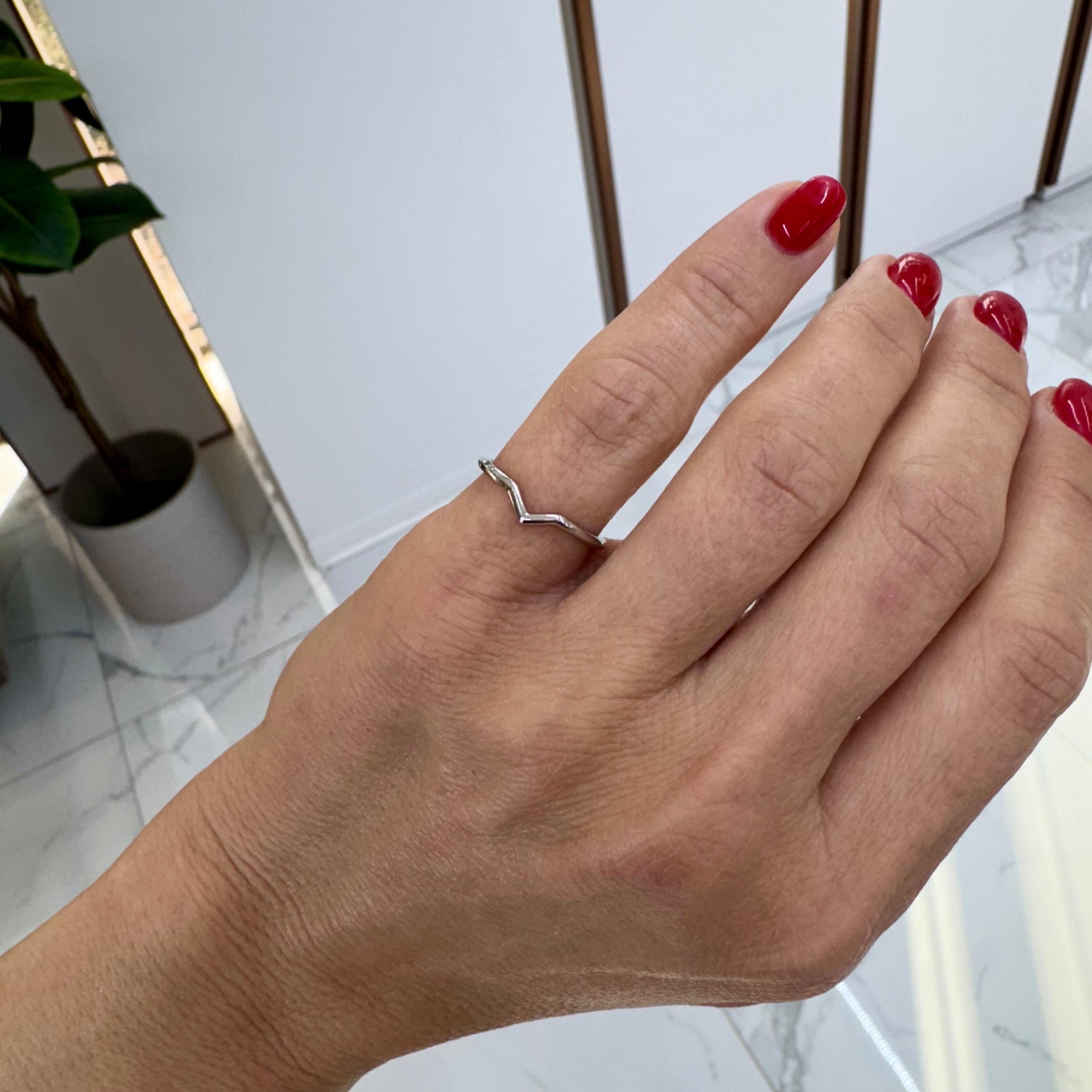 Tiffany & Co. Ladies Platinum V Wedding Band Ring 3