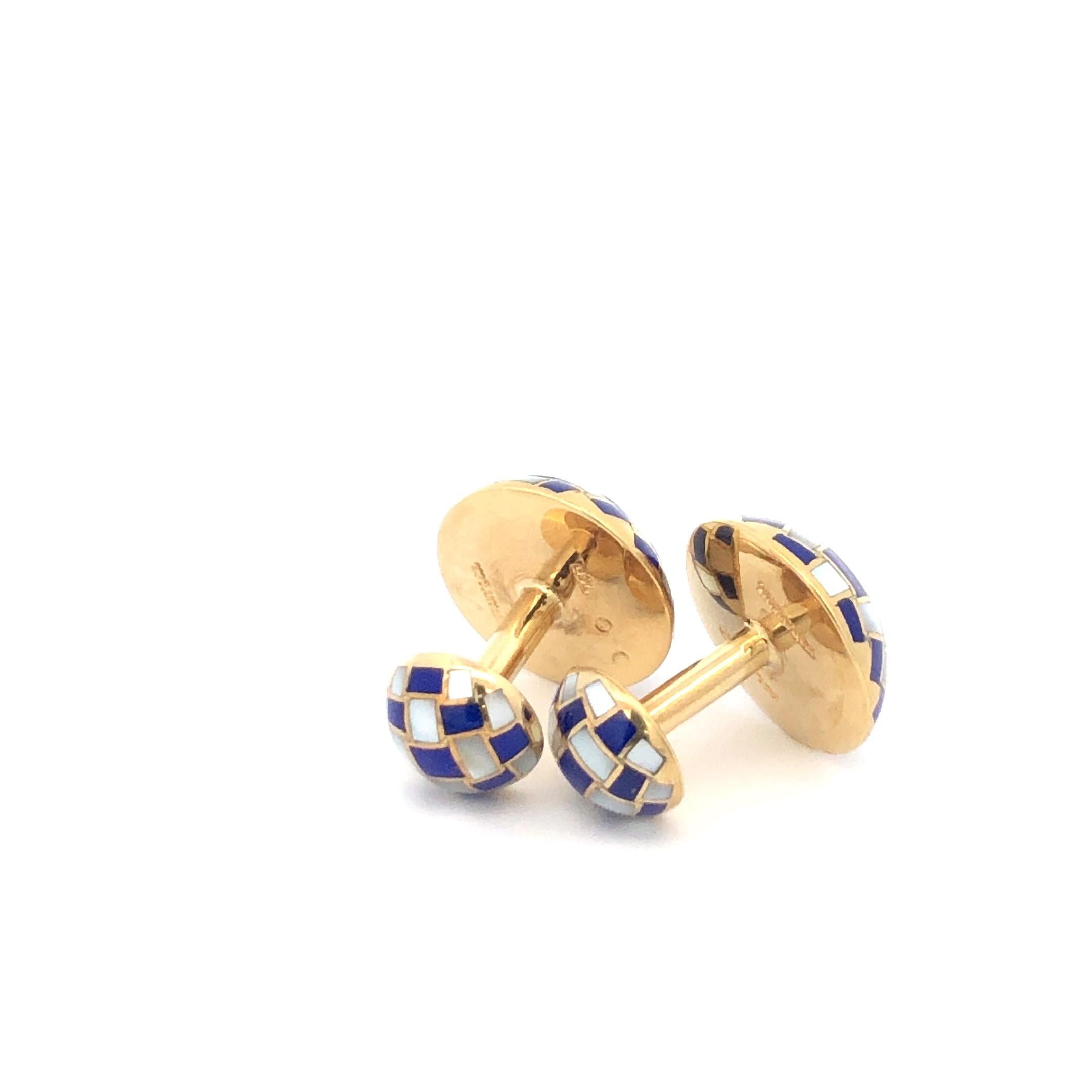 Tiffany & Co. Manschettenknöpfe aus Perlmutt 18k Gelbgold mit Lapislazuli (Carréeschliff) im Angebot