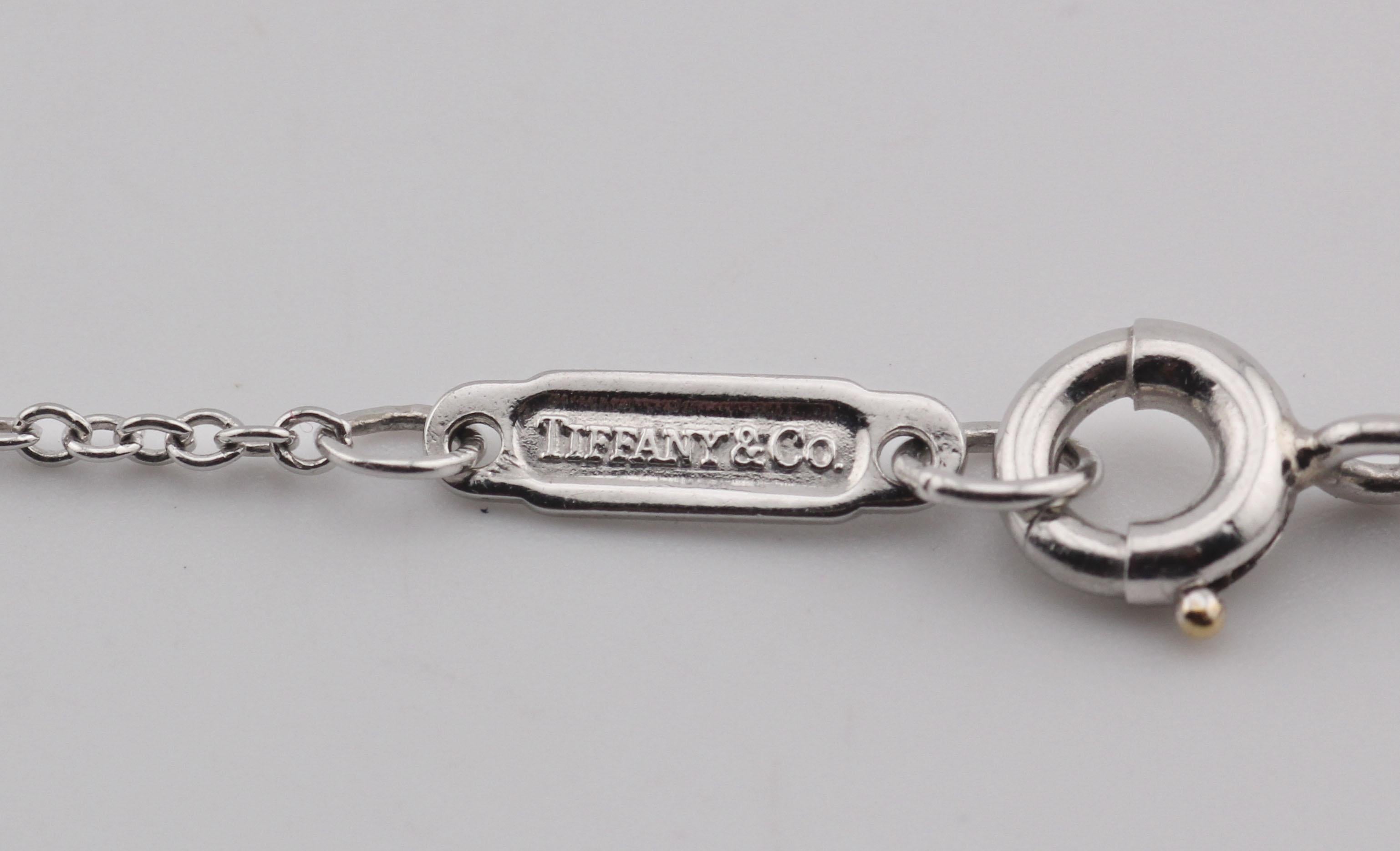 Tiffany & Co.  Grand collier croix en platine avec 1,71 ct de diamant Excellent état - En vente à Simpsonville, SC