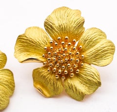 Tiffany & Co. Large Dogwood Wild Rose Flowers Earrings in Solid 18kt Yellow Gold