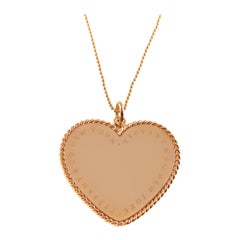Tiffany
Co. Large Heart Necklace in 18 Karat Gold Tiffany
Co. Large Heart Necklace in 18 Karat Gold