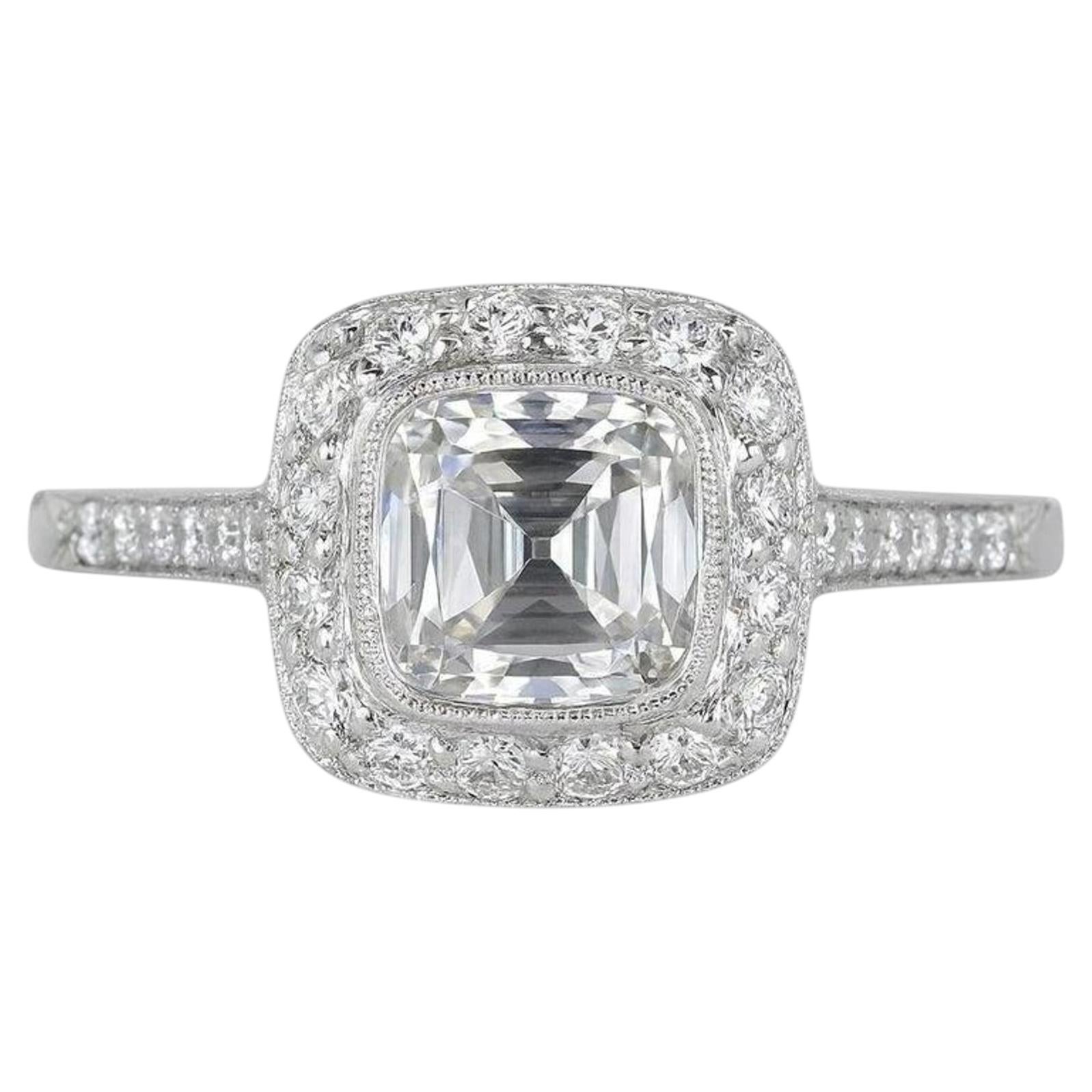 Tiffany & Co. Legacy Cushion Diamant Verlobungsring