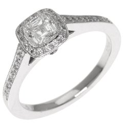 TIFFANY & Co. Legacy Anillo de compromiso de platino con halo de diamantes y corte Asscher de 0,56 ct 5,5