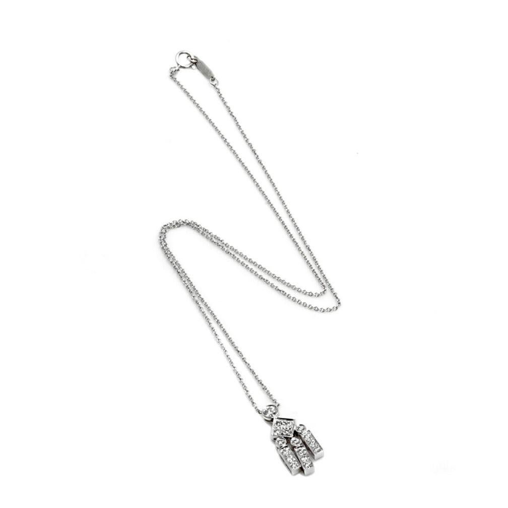 TIFFANY & Co. Collier Legacy en platine avec pendentif en forme de goutte et diamant  Pour femmes en vente