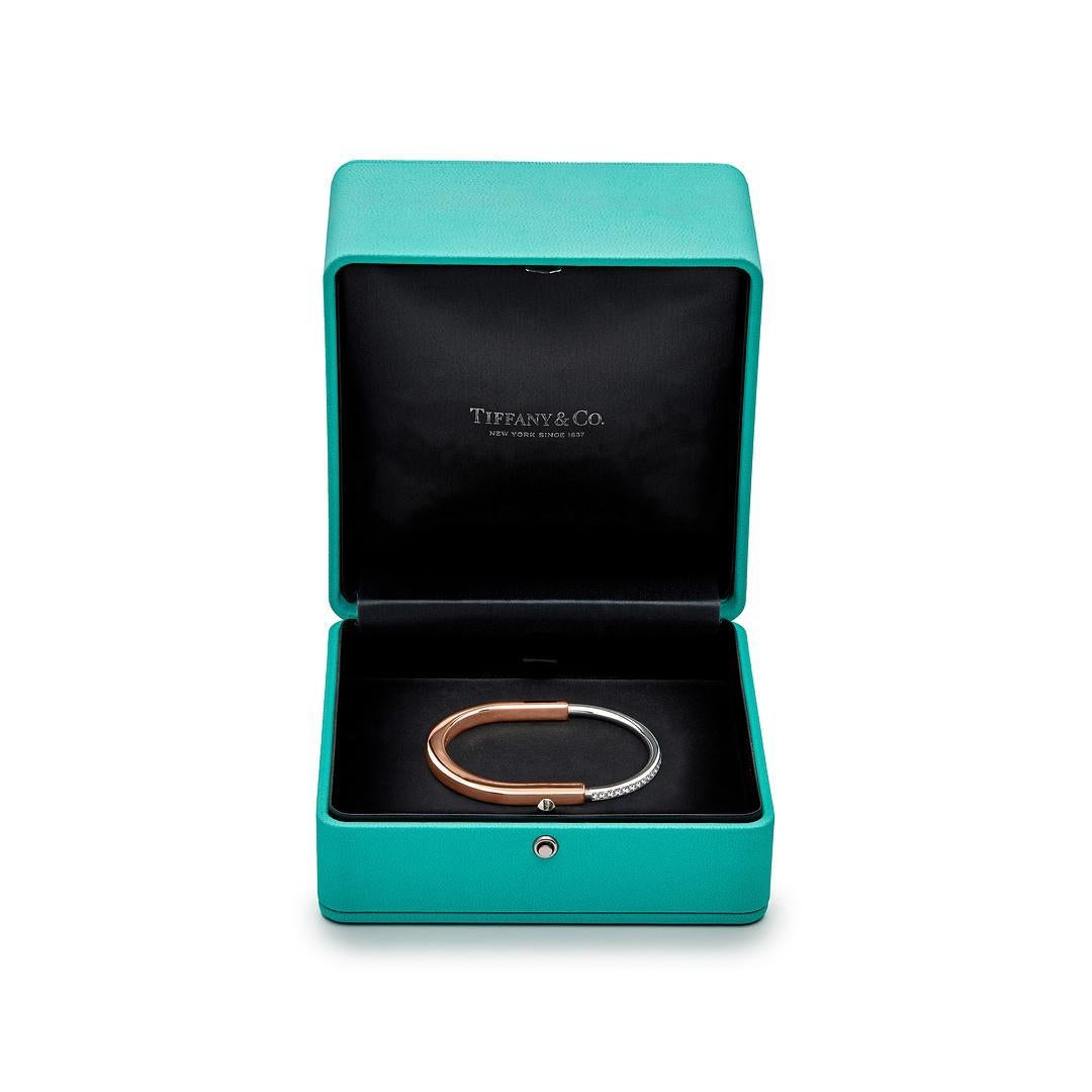 Tiffany & Co. Bracelet Lock en or rose et blanc avec demi-pavé de diamants 7015833 Unisexe en vente