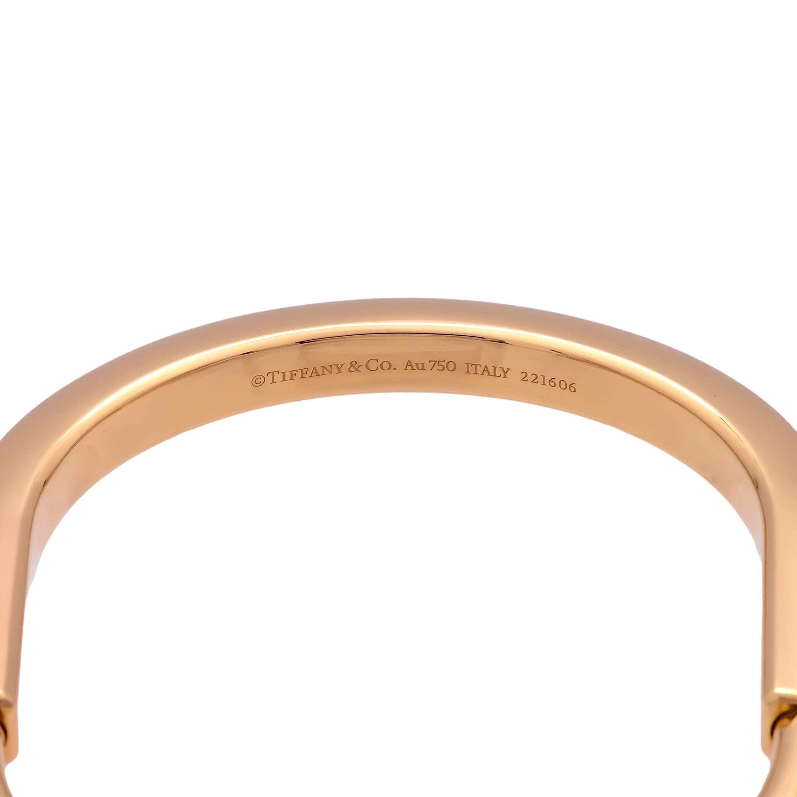 Tiffany & Co. Lock Bracelet in 18K Rose Gold Large In Excellent Condition In New York, NY