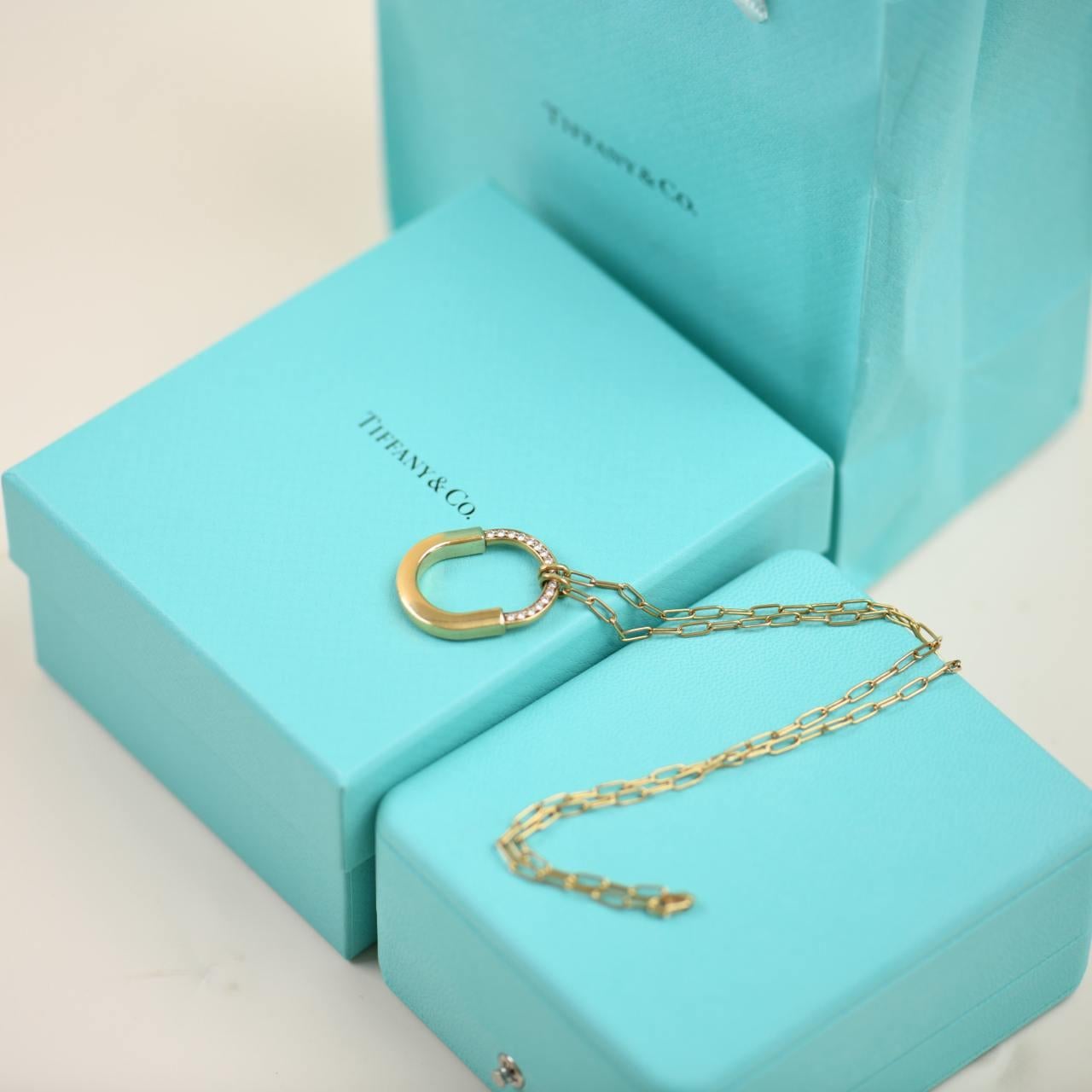 Tiffany & Co. Lock Diamond Pendant 18K Yellow Gold Medium Model Necklace In Excellent Condition For Sale In Banbury, GB