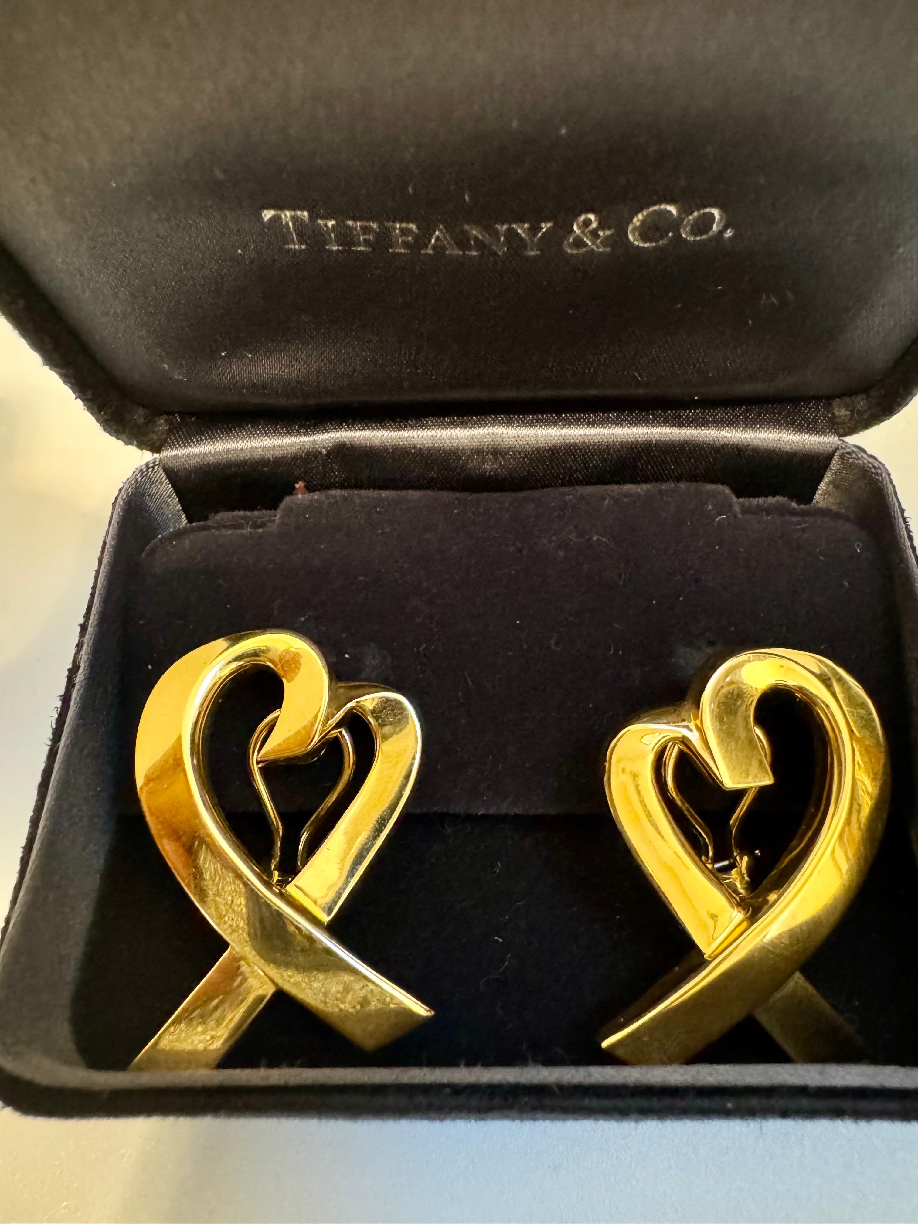TIFFANY & Co Loving Heart PALOMA PICASSO 18 Kt Yellow Gold Large Earrings, 22 Gm Pour femmes en vente