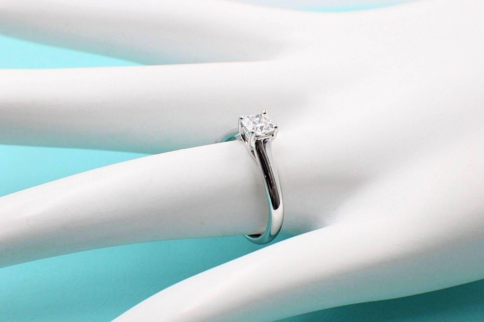 Tiffany & Co. Lucida 0.46 ct E VVS1 Diamond Platinum Engagement Ring Box & Cert For Sale 1