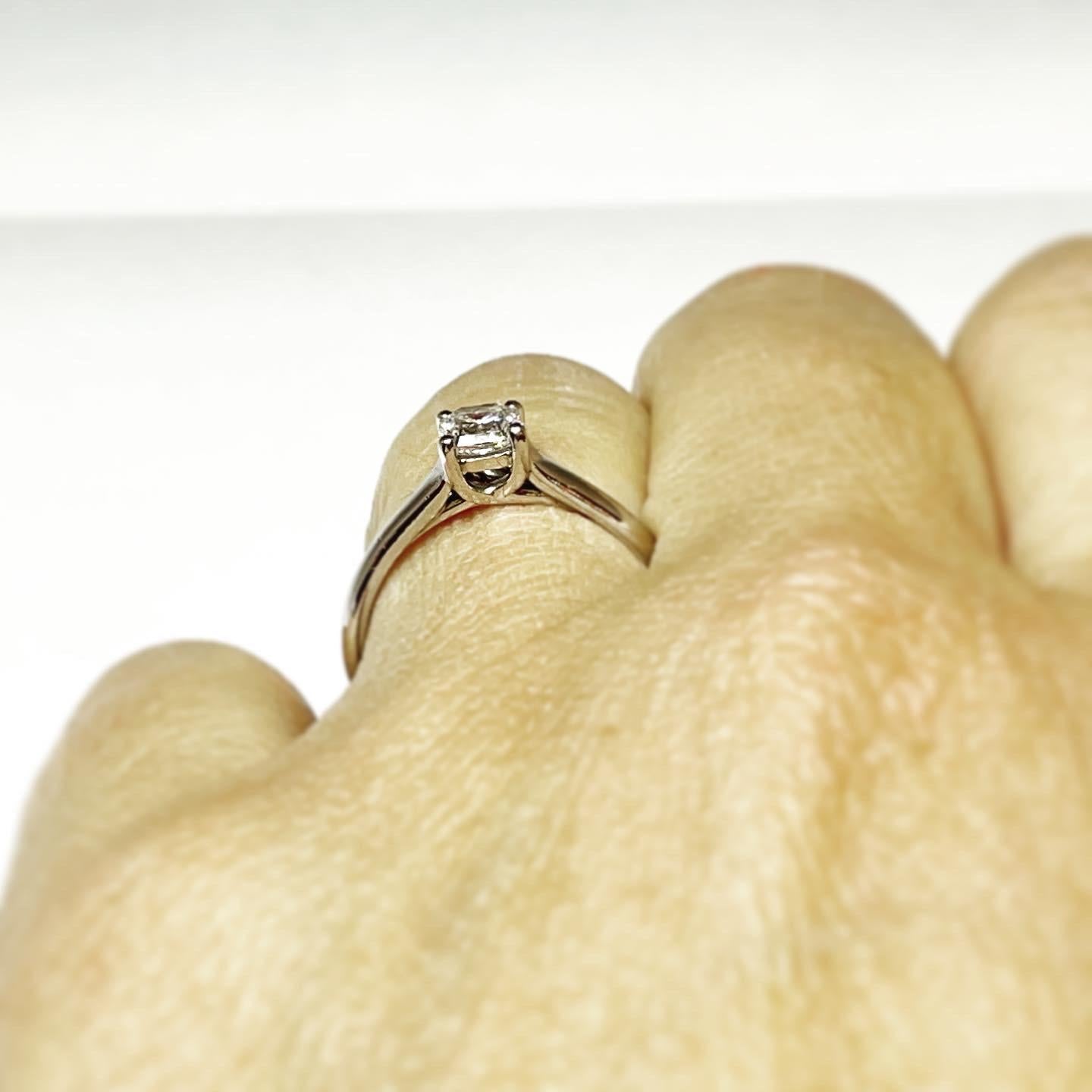 Princess Cut Tiffany & Co 'Lucida' 0.48 Carat Cut Diamond Platinum Bridal Engagement Ring