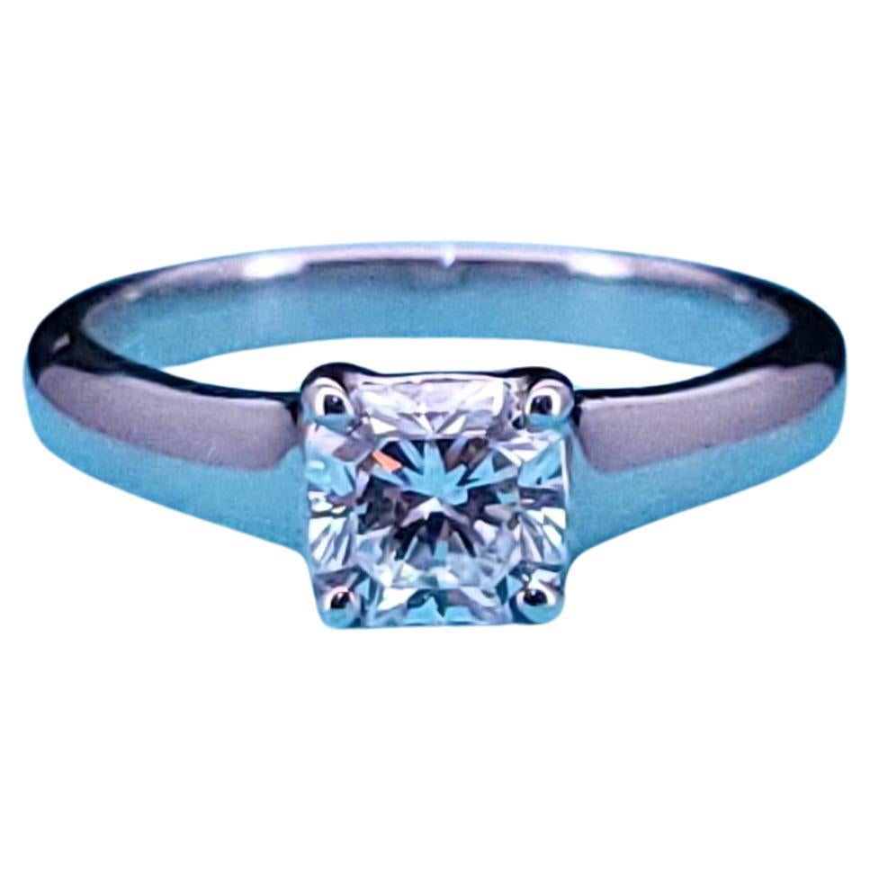 Tiffany & Co. Lucida 950 solid platinum 0.59CTS diamond ring For Sale