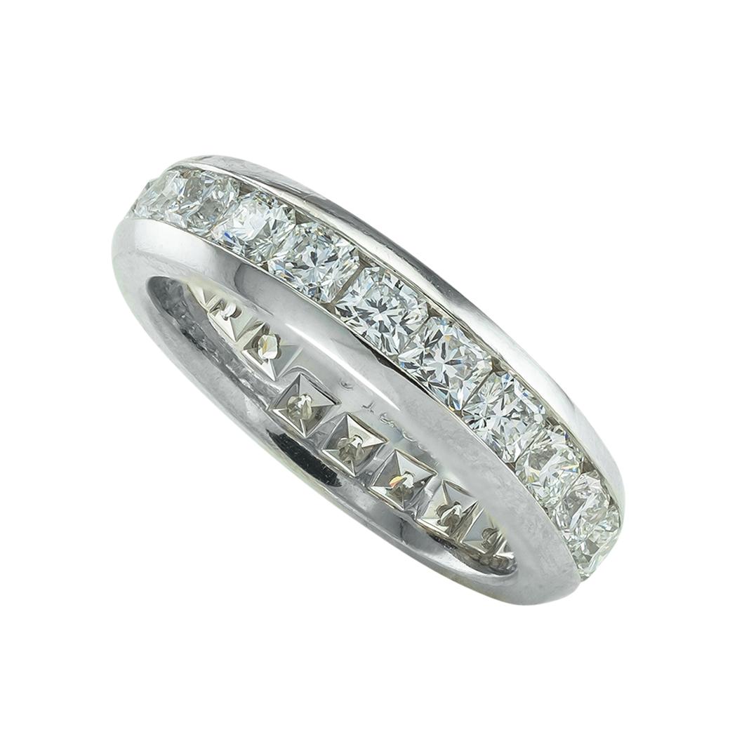 Tiffany & Co Lucida-cut Diamond 2.50 carats platinum eternity ring size 5 ¾. *

ABOUT THIS ITEM:  #R-JHD817a. Scroll down for detailed specifications.  Lucida (Latin for bright) diamond cut is a cut patented by Tiffany & Co. and introduced to the