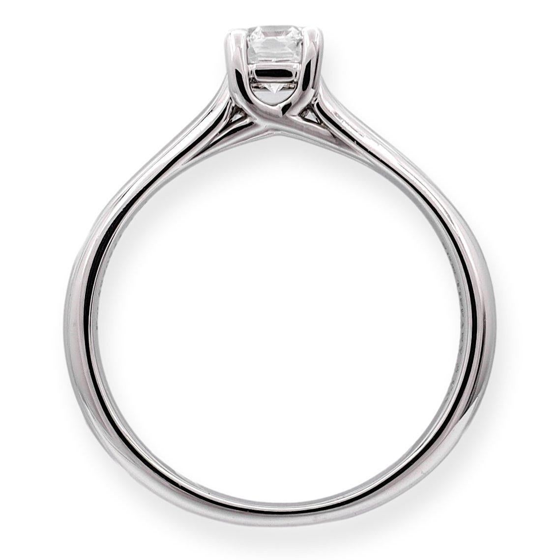 Tiffany & Co. Verlobungsring mit Diamant im Lucida-Schliff .34 Karat E-F VVS im Zustand „Hervorragend“ im Angebot in New York, NY
