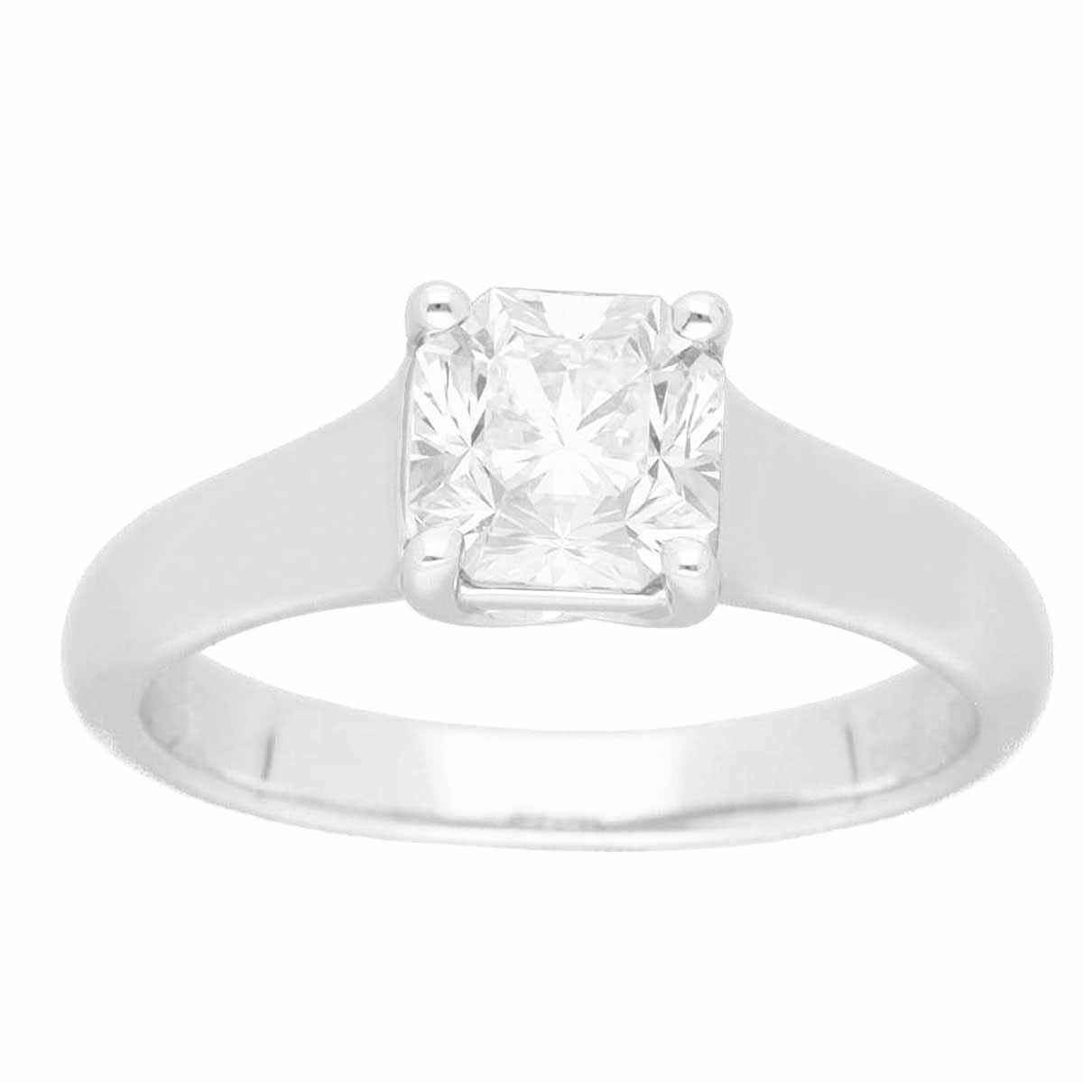 ■Item No: 32120212
■Brand: TIFFANY & Co
■Name: Lucida Diamond Ring
■Material: 1P diamond (0.93ct E-VS1), Pt950 platinum
■Comes with: Tiffany case, Tiffany Diamond Certificate
■Weight: 5.1g (Approx)
■Ring Size: EU: 47 / USA: 4.25 (Approx)
■Width: