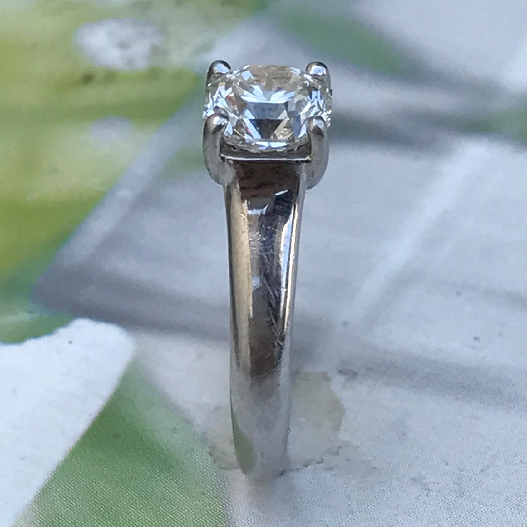 Tiffany & Co. Legacy Cushion Diamond Engagement Ring 1.43 CTW - H VVS2 -Platinum

Retail Replacement Approx 23k.

Can Be Sized for free.

Center Stone Diamond Details : 
Carat weight: 1.33
Shape: Lucida
Color: H
Clarity: VVS2


Side Diamond