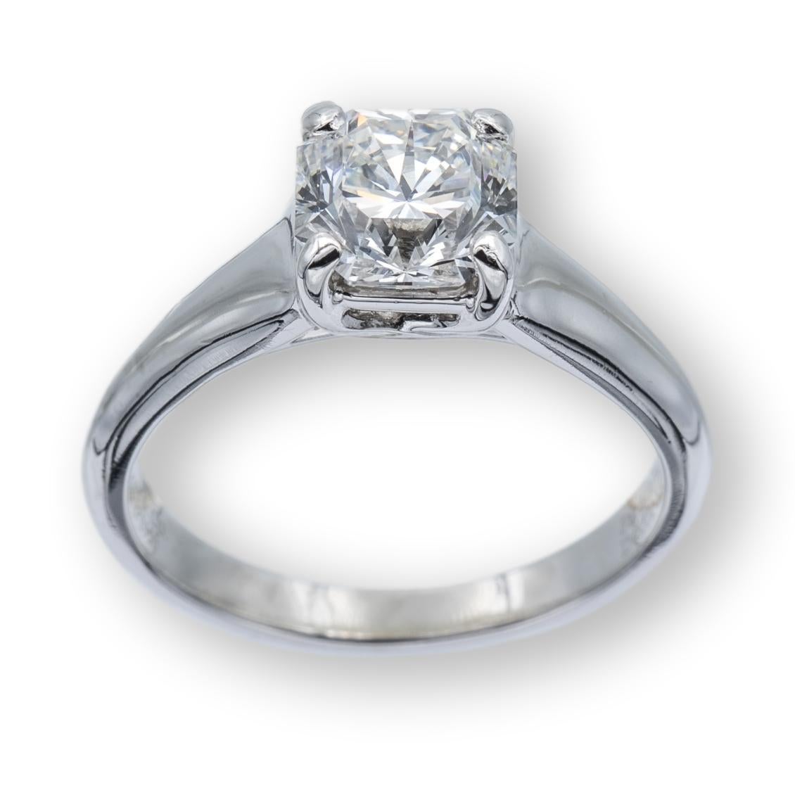 Tiffany & Co. Lucida Diamond Engagement Ring 1.35 Ct F VS1 in Platinum In Excellent Condition In New York, NY