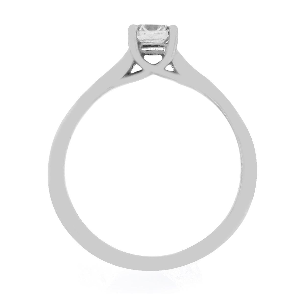Brand: Tiffany & Co.
Material: Platinum
Diamond Details: Approximately 0.37ct diamond. Diamond is G/H in color and VS in clarity.
Ring Size: 6
Total Weight: 4.2g (2.7dwt)
Measurements: 0.77