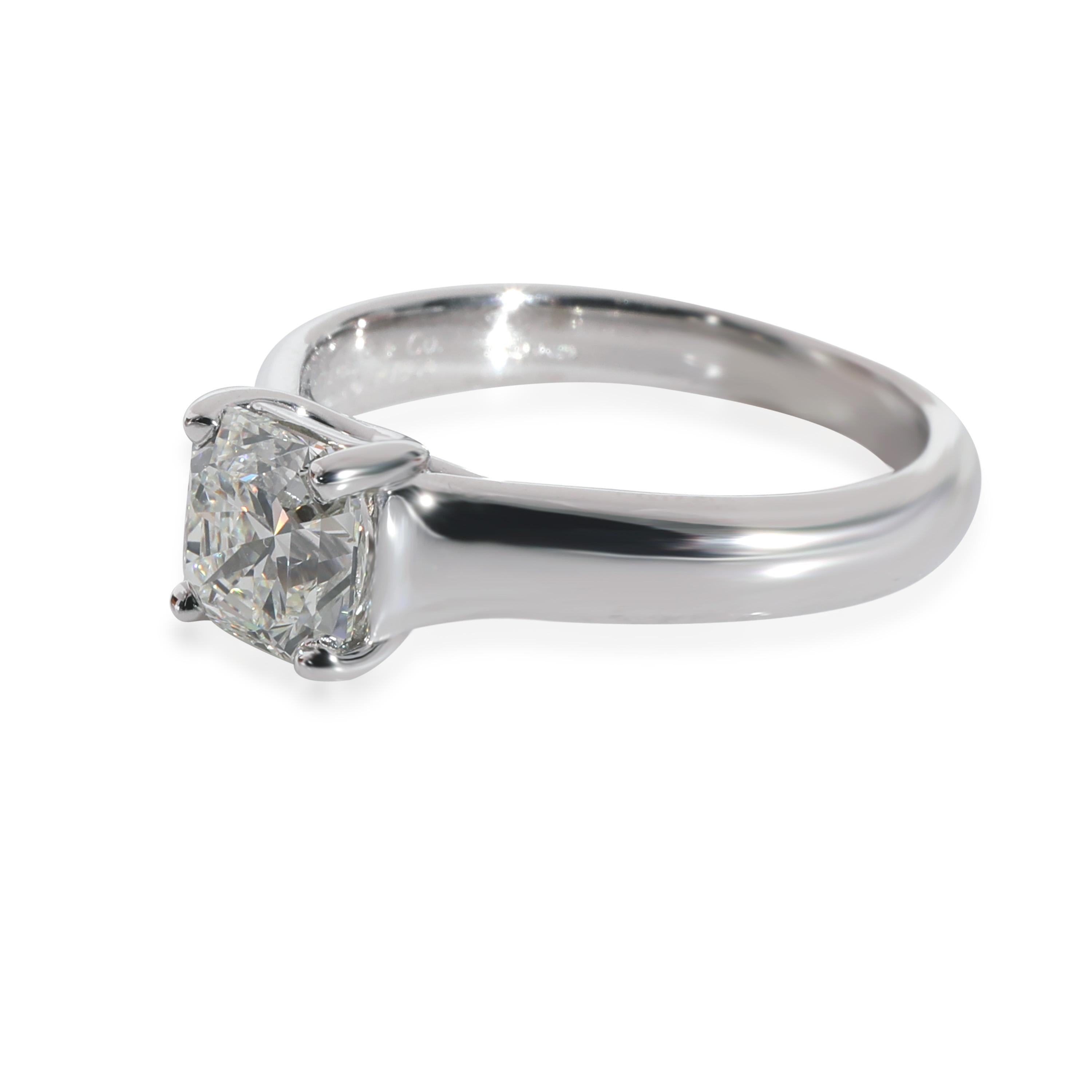 Tiffany & Co. Lucida Diamond Engagement Ring in Platinum I VVS2 1.07 CTW In Excellent Condition In New York, NY